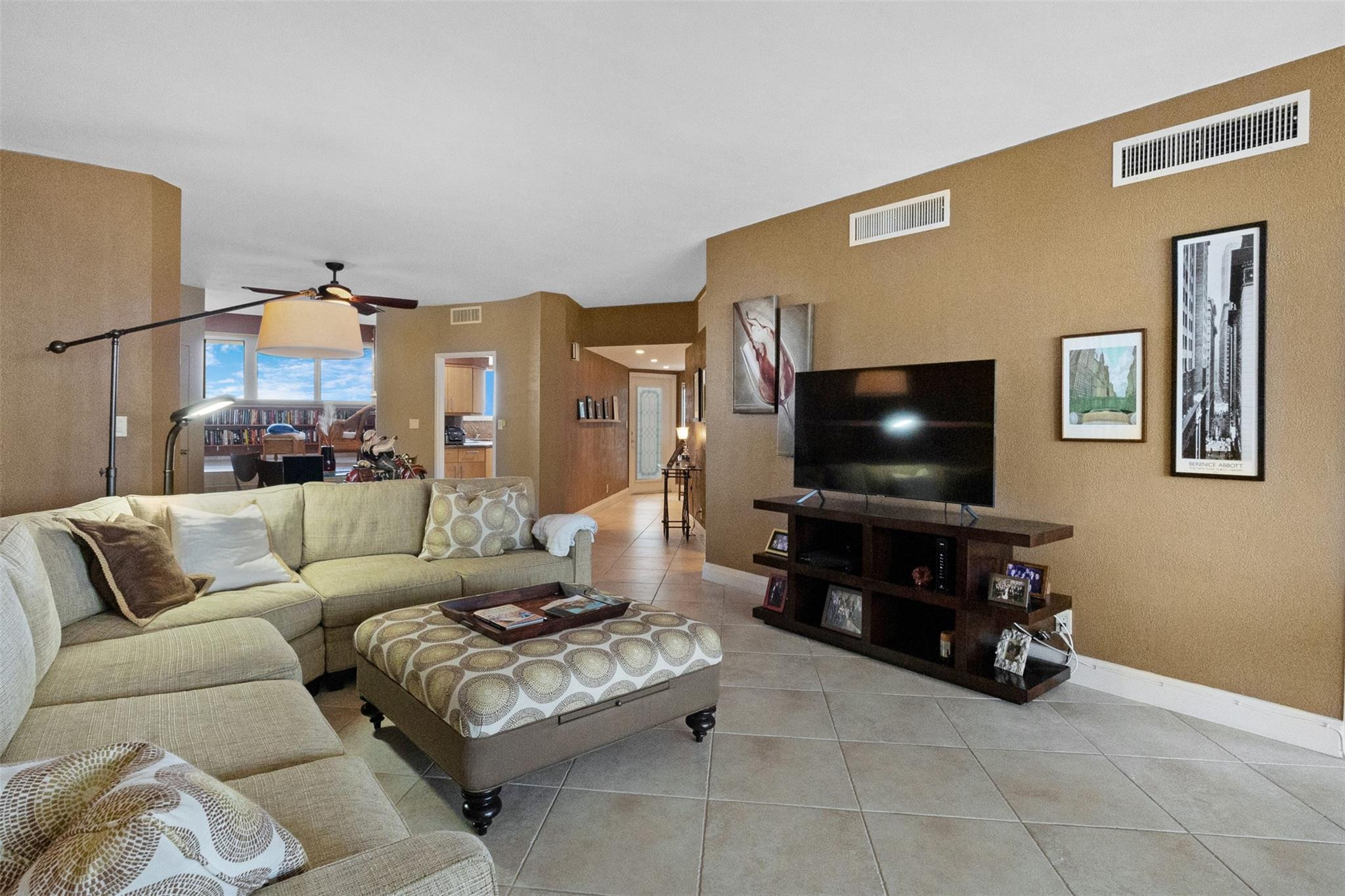 333 Sunset Drive 503 Property Photo 28