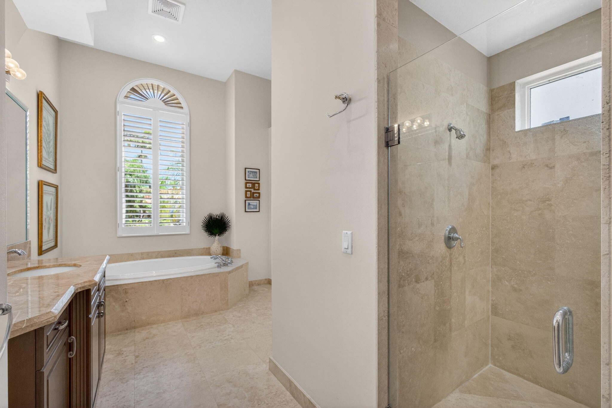 4131 Venetia Way Property Photo 41