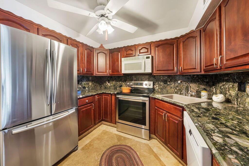9900 Pineapple Tree Drive 106 Property Photo 2