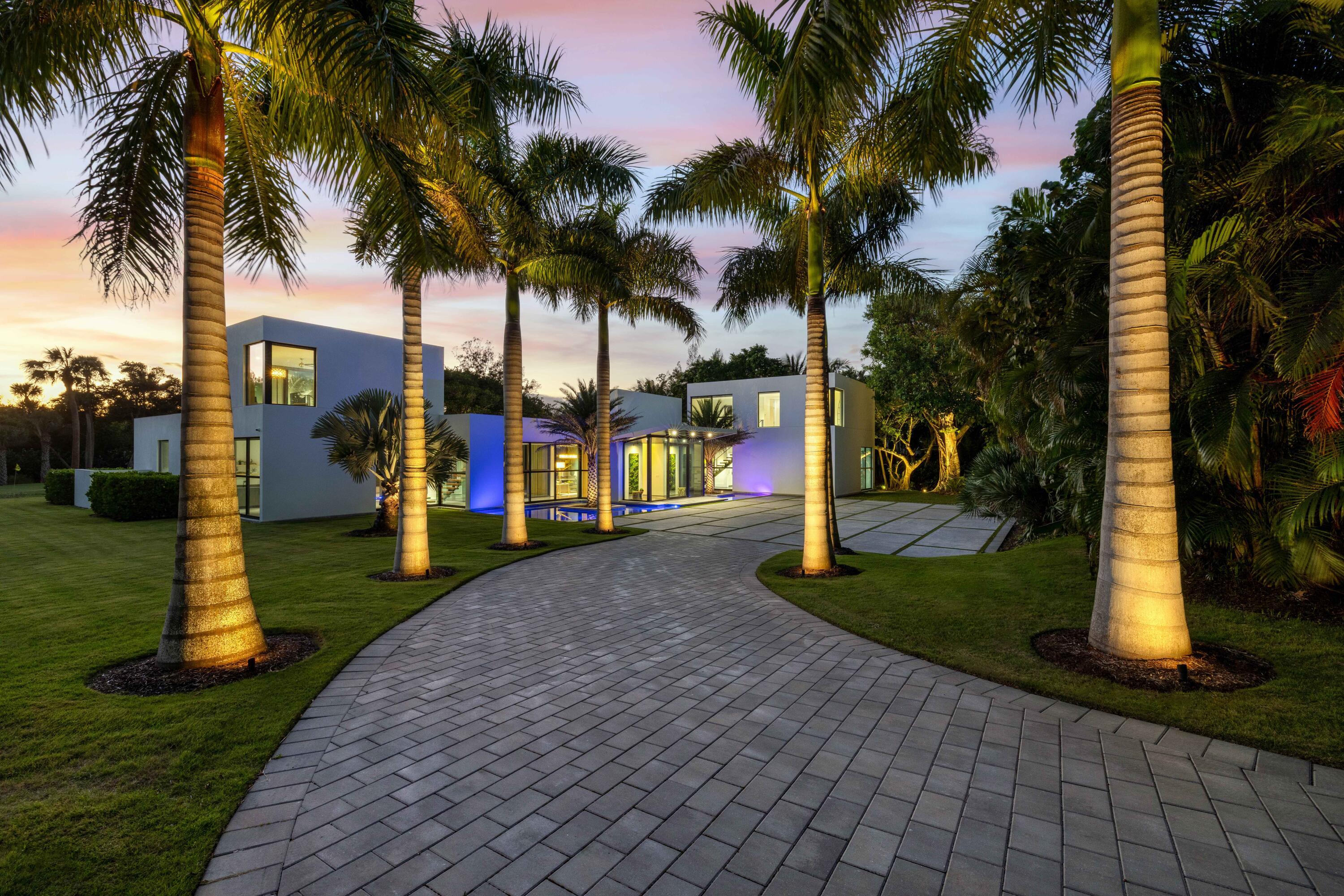 12 N Beach Road Property Photo 2