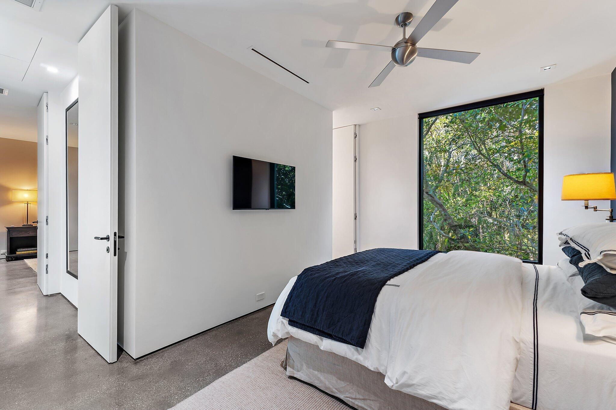 12 N Beach Road Property Photo 39