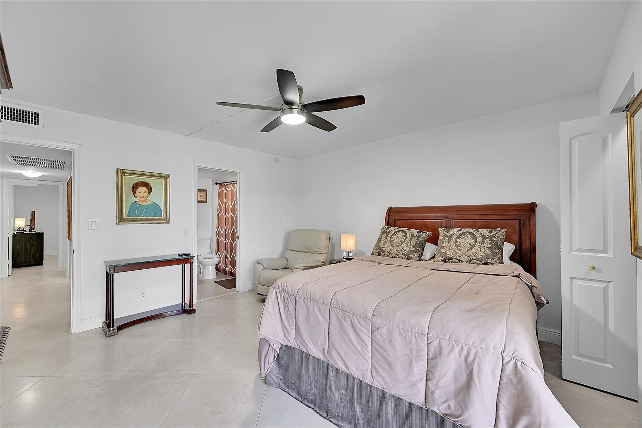 2804 Victoria Way C3 Property Photo 25