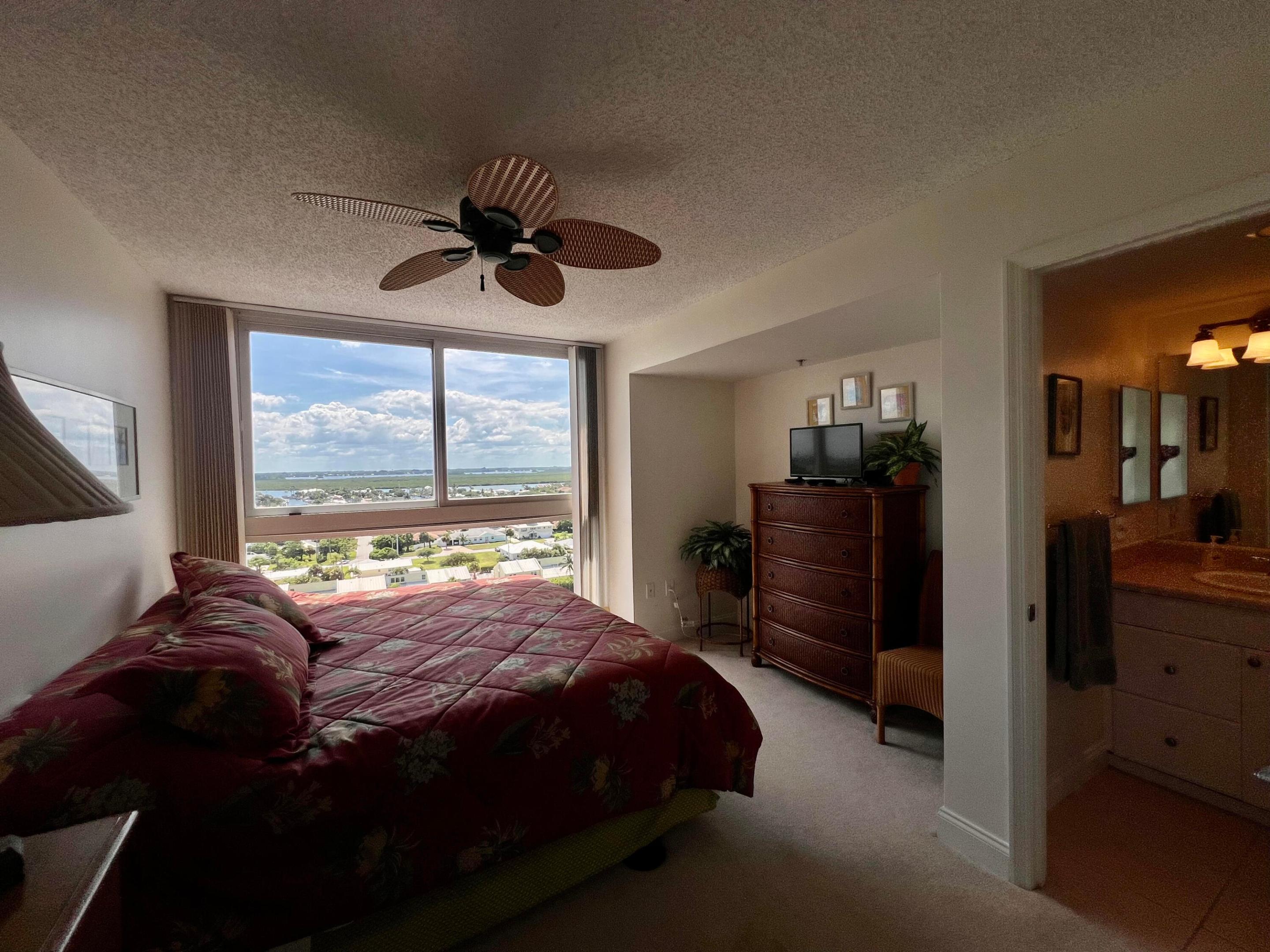 2700 N Highway A1a 1301 Property Photo 18