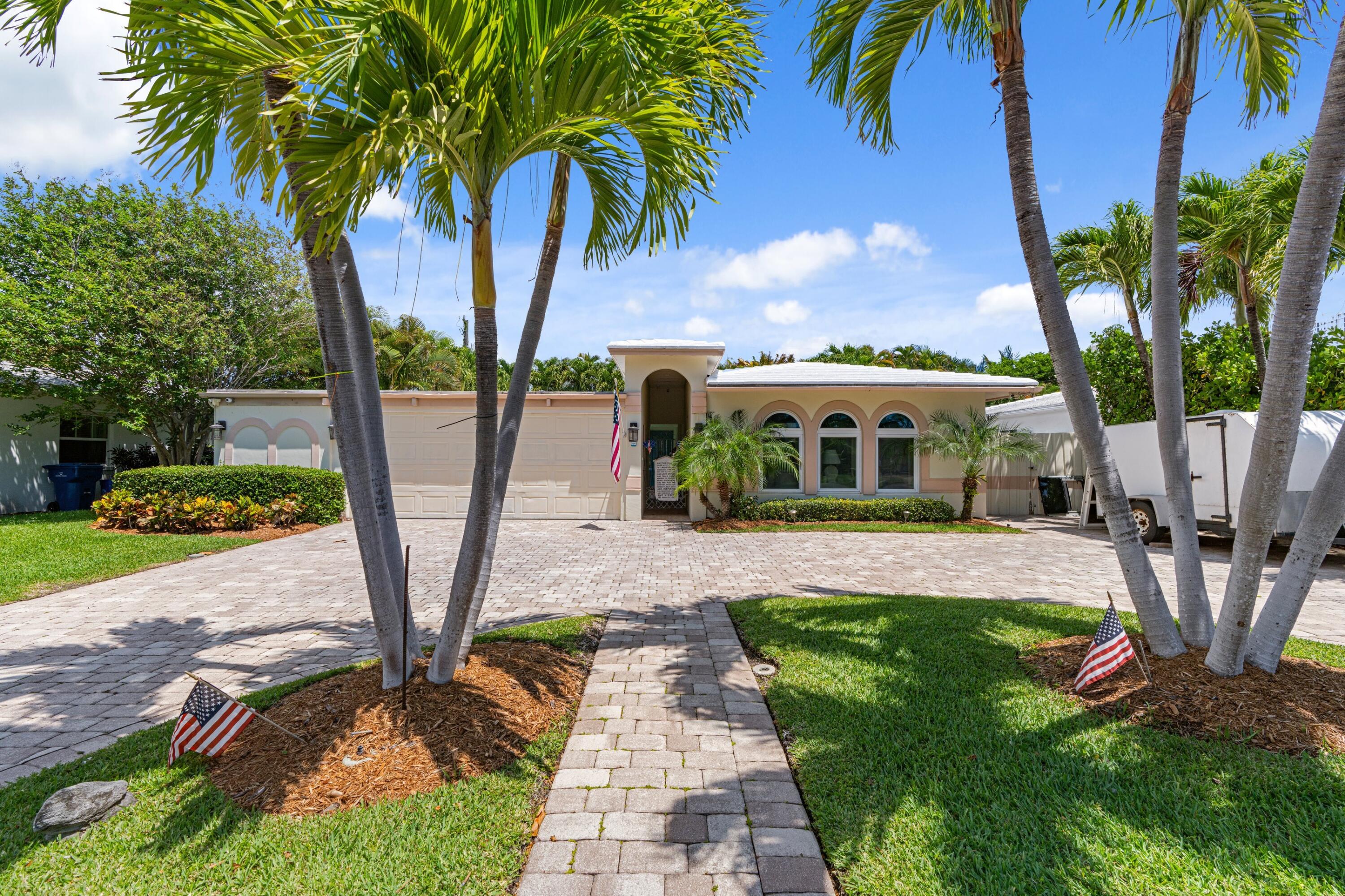 1166 Beach Road Property Photo 1