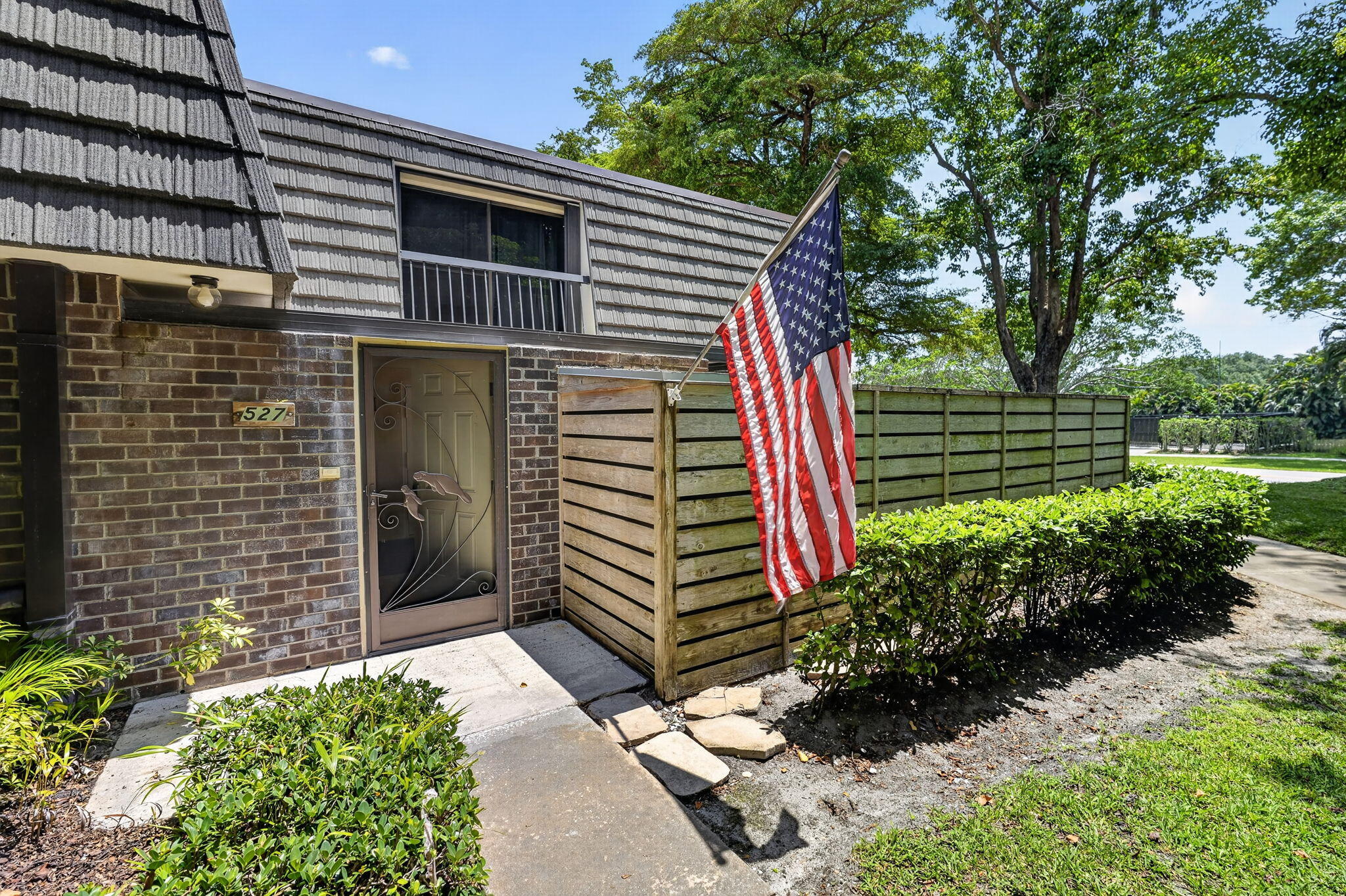 527 5th Terrace Property Photo 41