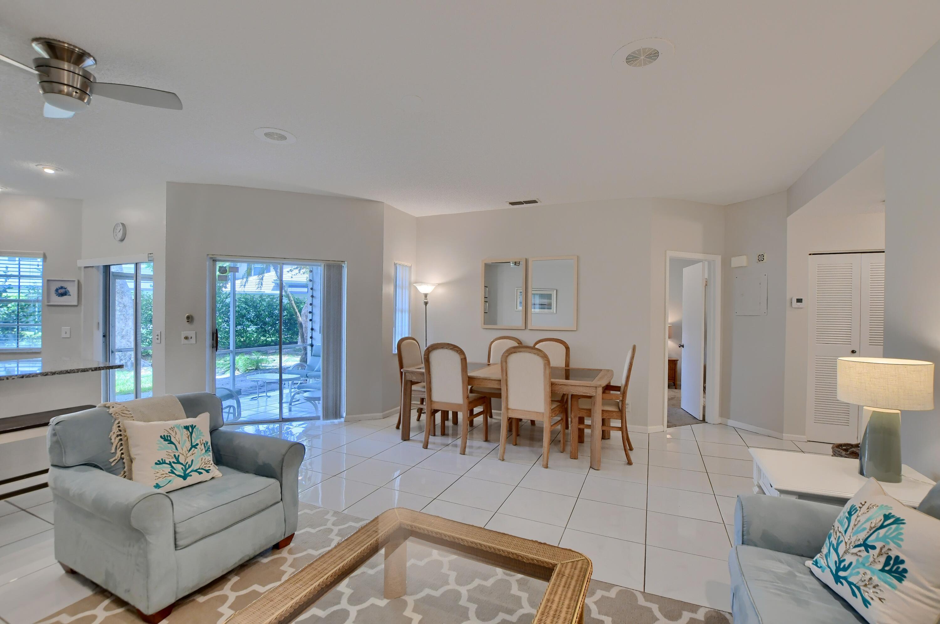 6563 Via Regina Property Photo 6