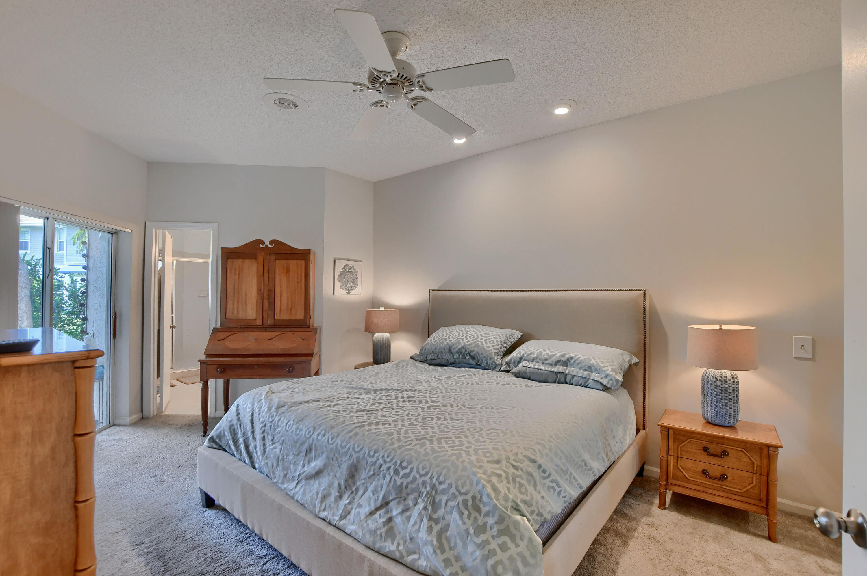 6563 Via Regina Property Photo 12