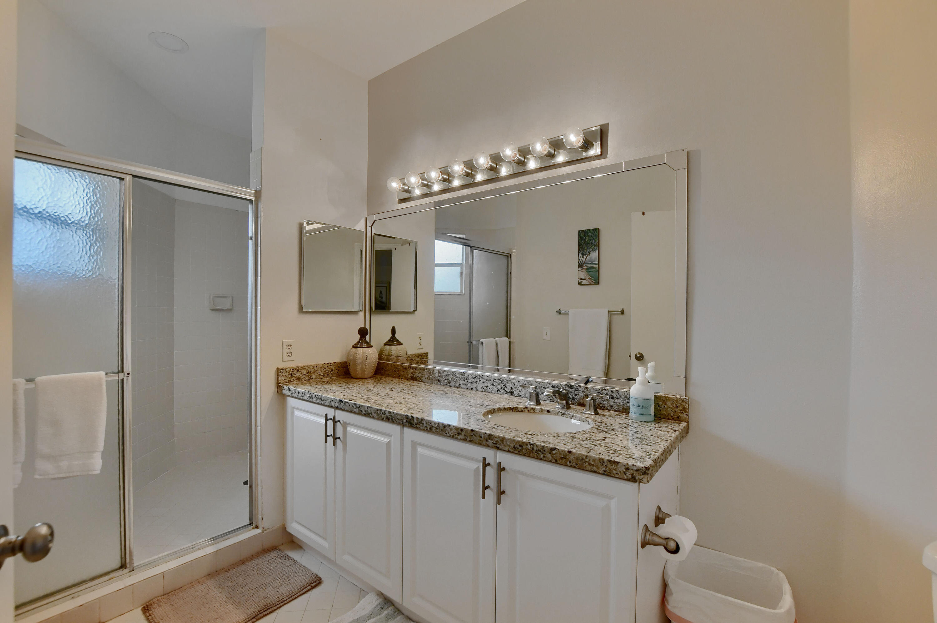 6563 Via Regina Property Photo 15