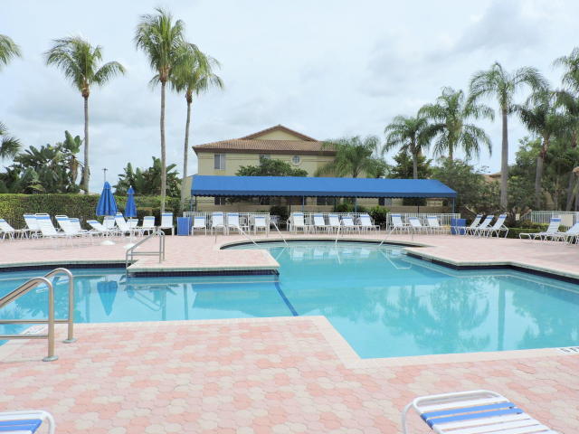 6563 Via Regina Property Photo 25