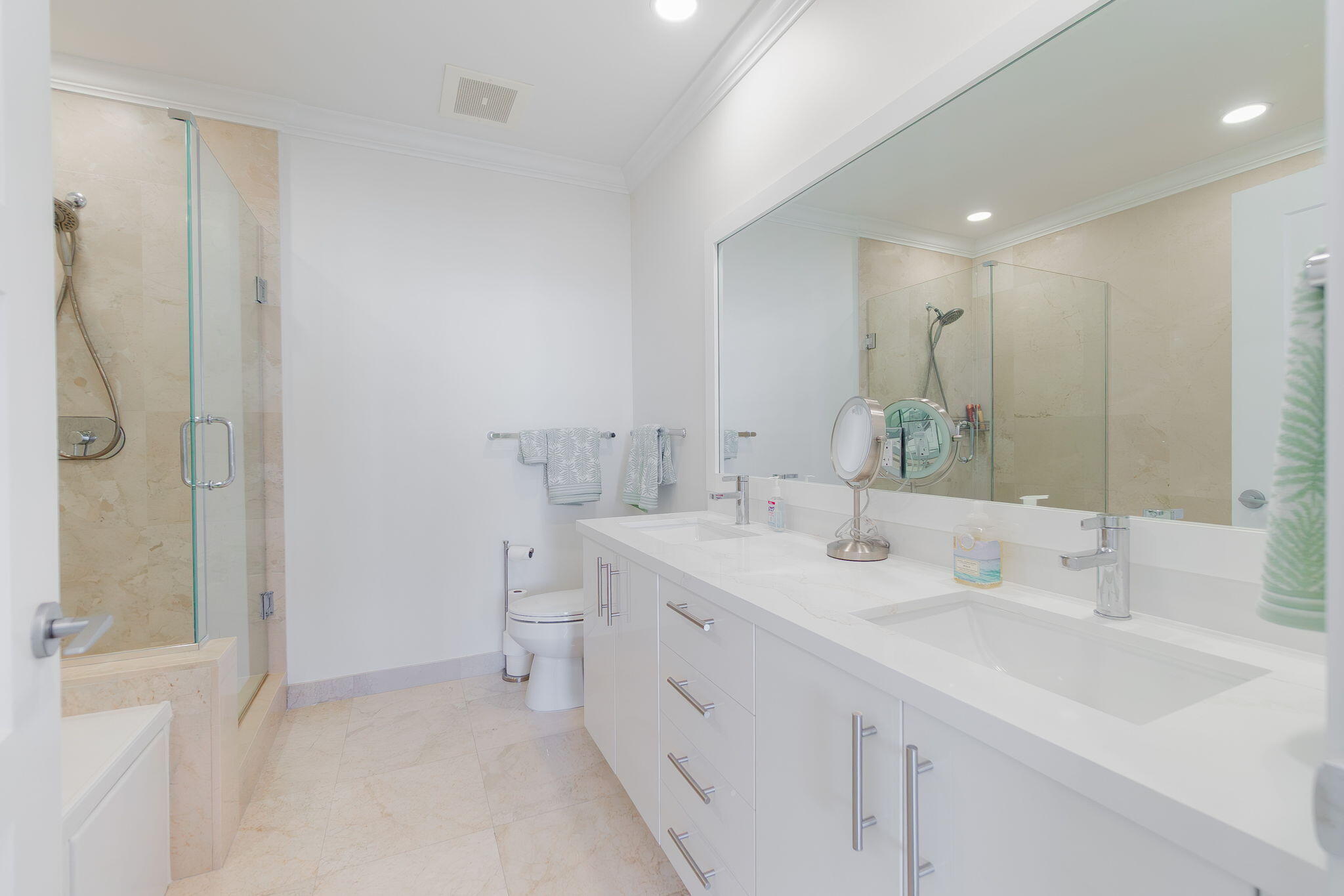 550 Okeechobee Boulevard Uph-15 Property Photo 16