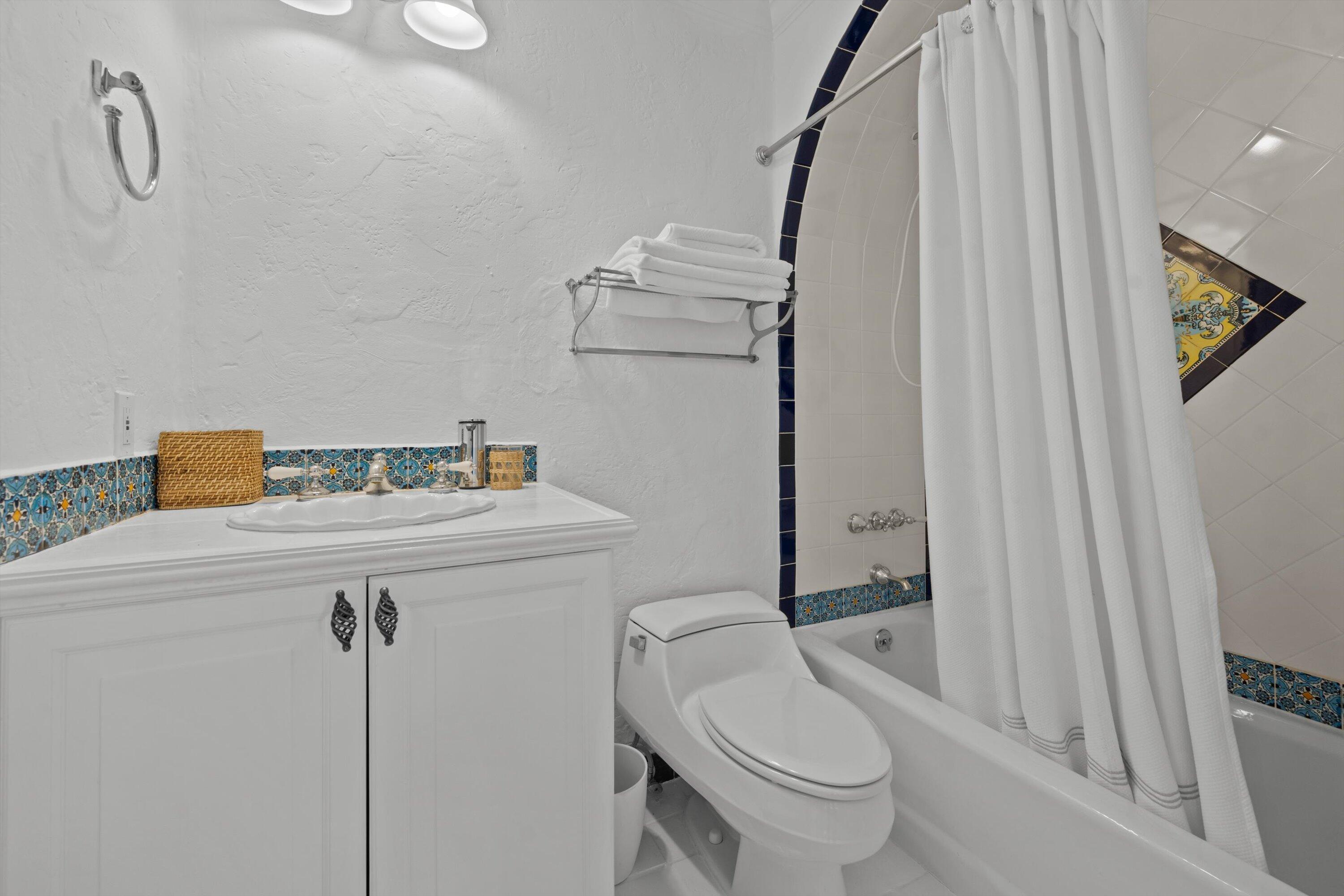 240 N Ocean Boulevard Property Photo 32