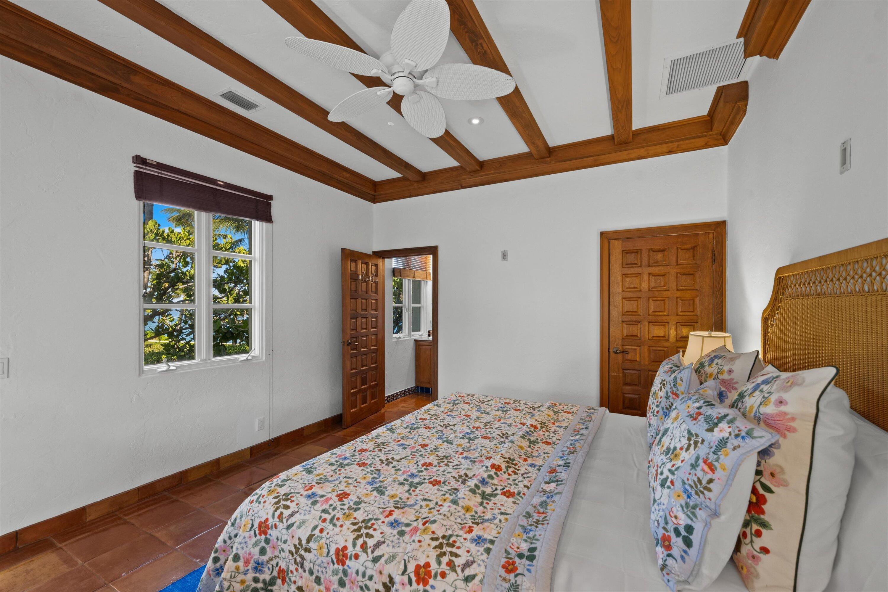 240 N Ocean Boulevard Property Photo 35