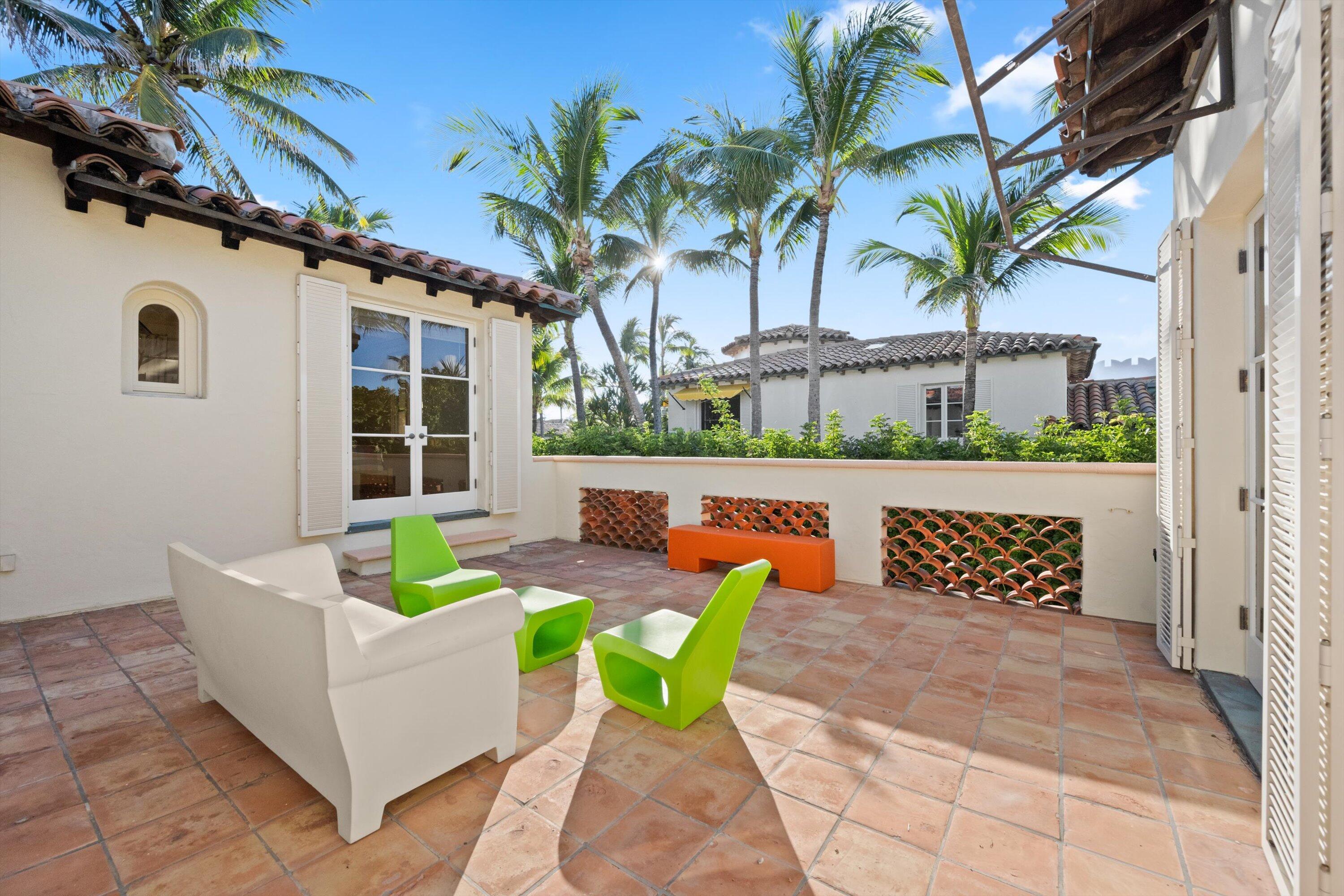 240 N Ocean Boulevard Property Photo 37