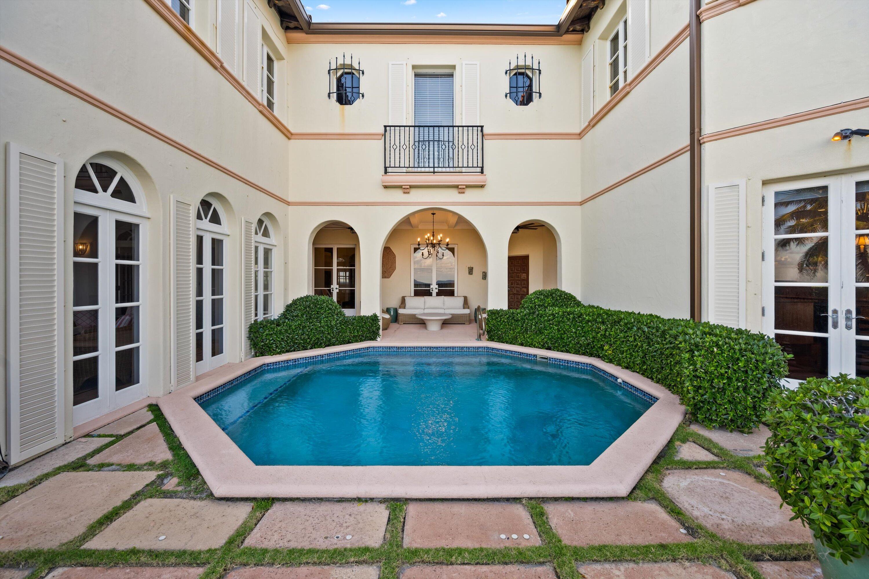 240 N Ocean Boulevard Property Photo 43