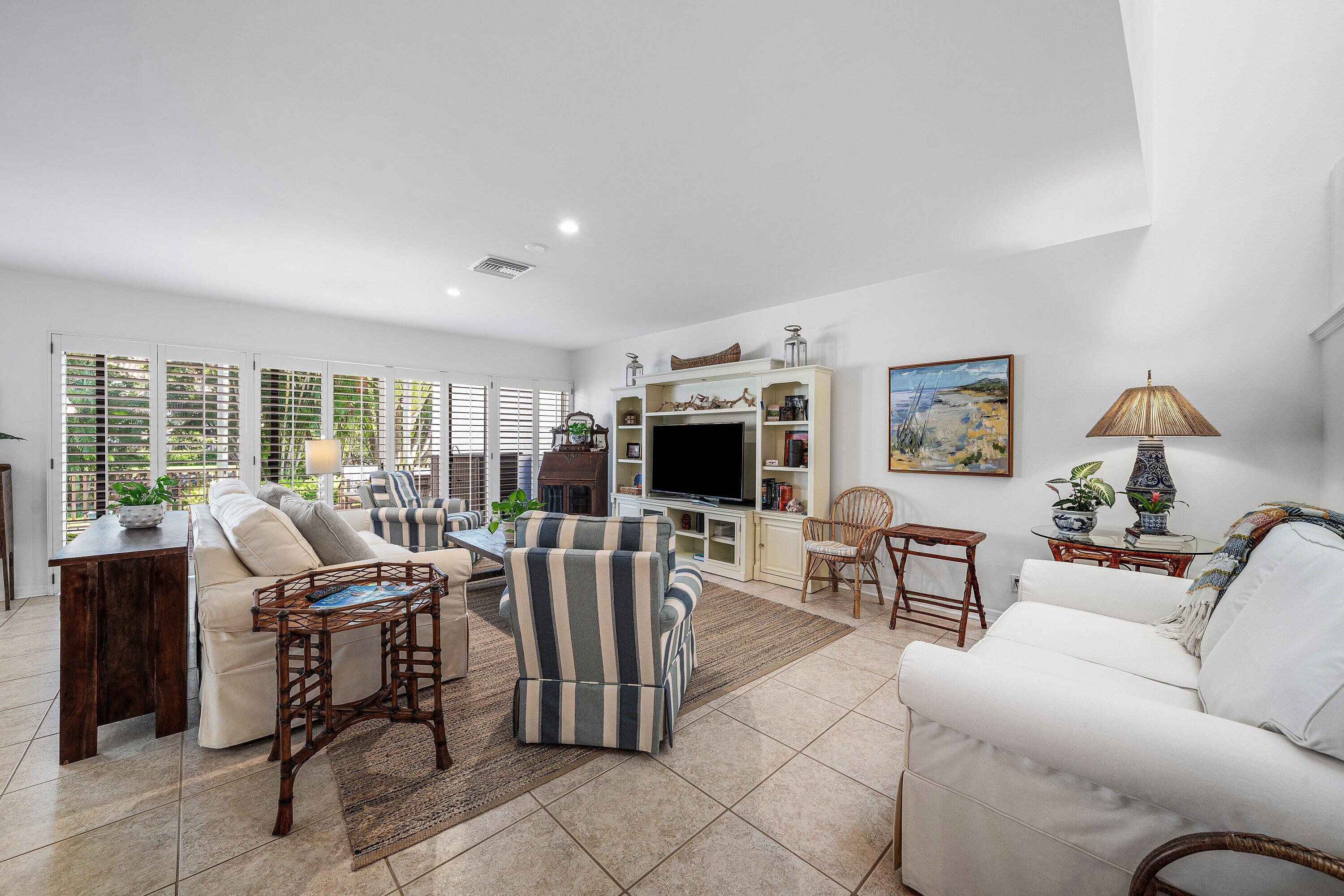 5560 N Ocean Boulevard A Property Photo 10