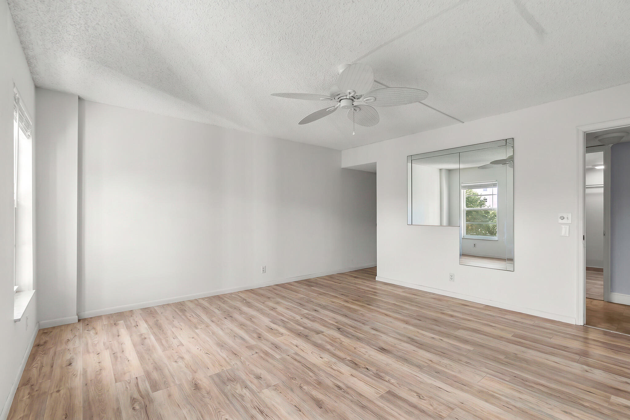 950 Ponce De Leon 3120 Property Photo 25