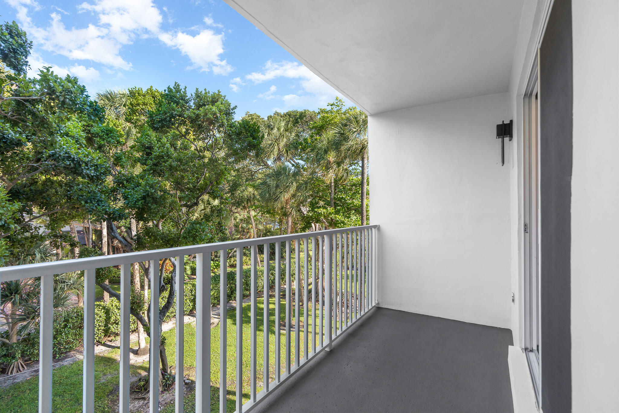 950 Ponce De Leon 3120 Property Photo 34