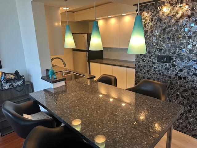 531 N Ocean Boulevard 903 Property Photo 7