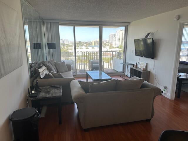 531 N Ocean Boulevard 903 Property Photo 8