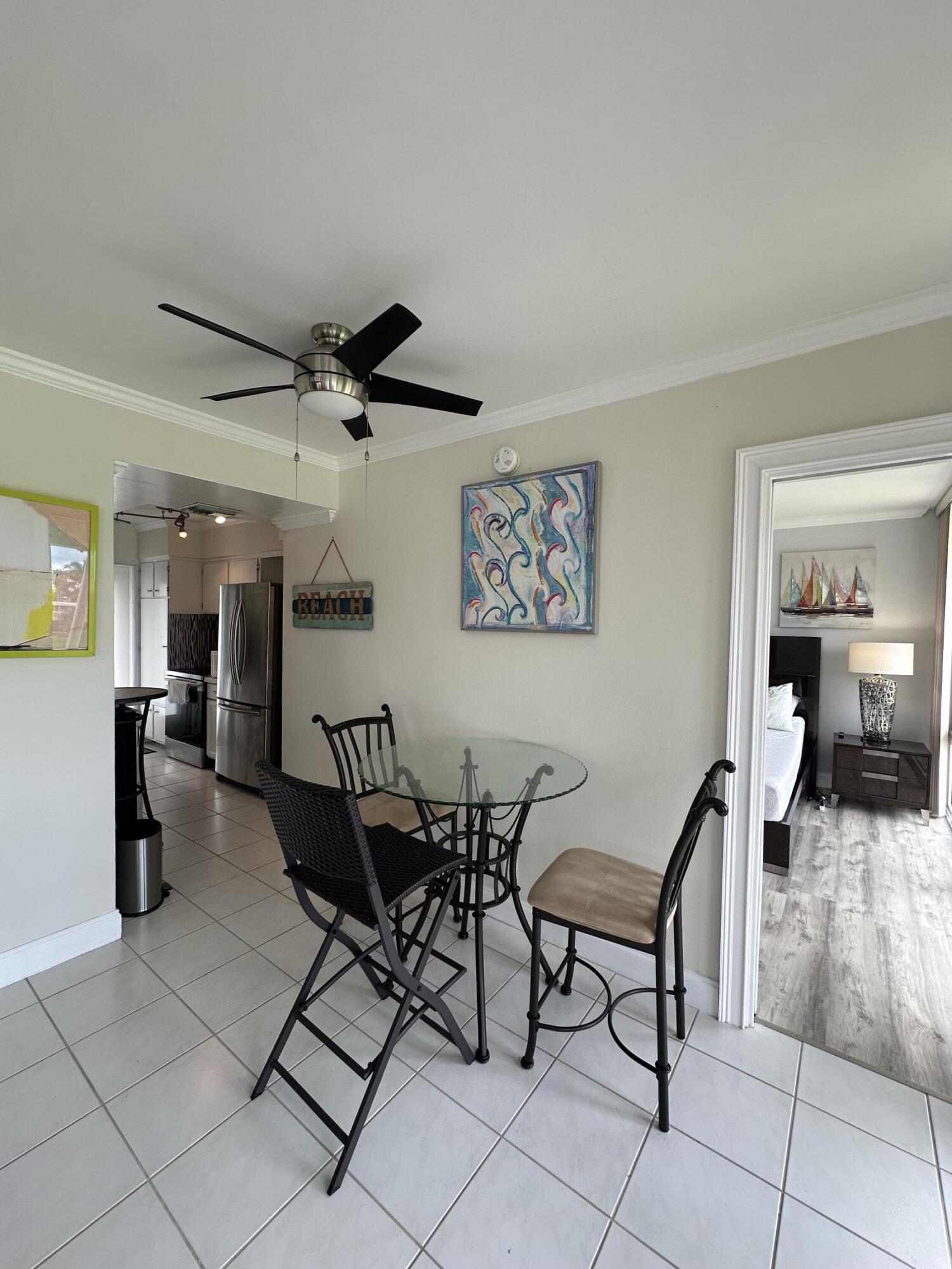 1221 Hillsboro Mile 41b Property Photo 10