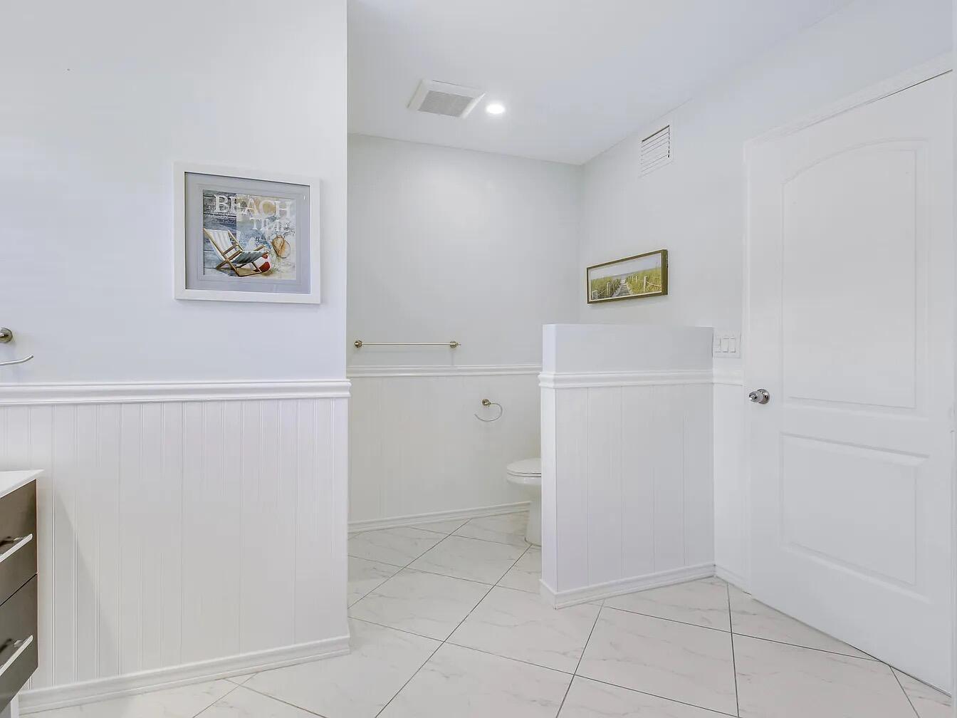 1310 Manor Drive Property Photo 11