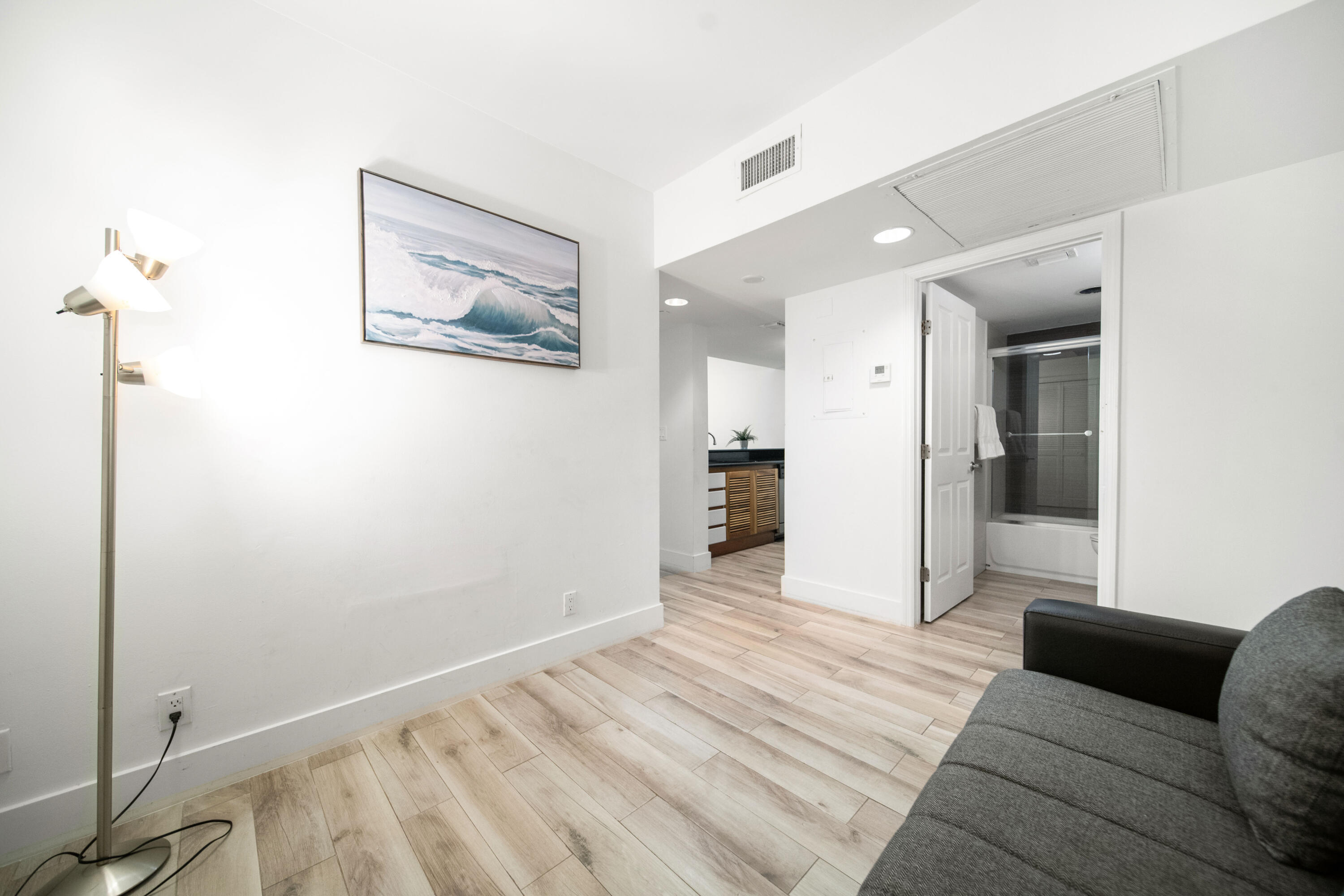 834 Ocean Drive 406 Property Photo 13