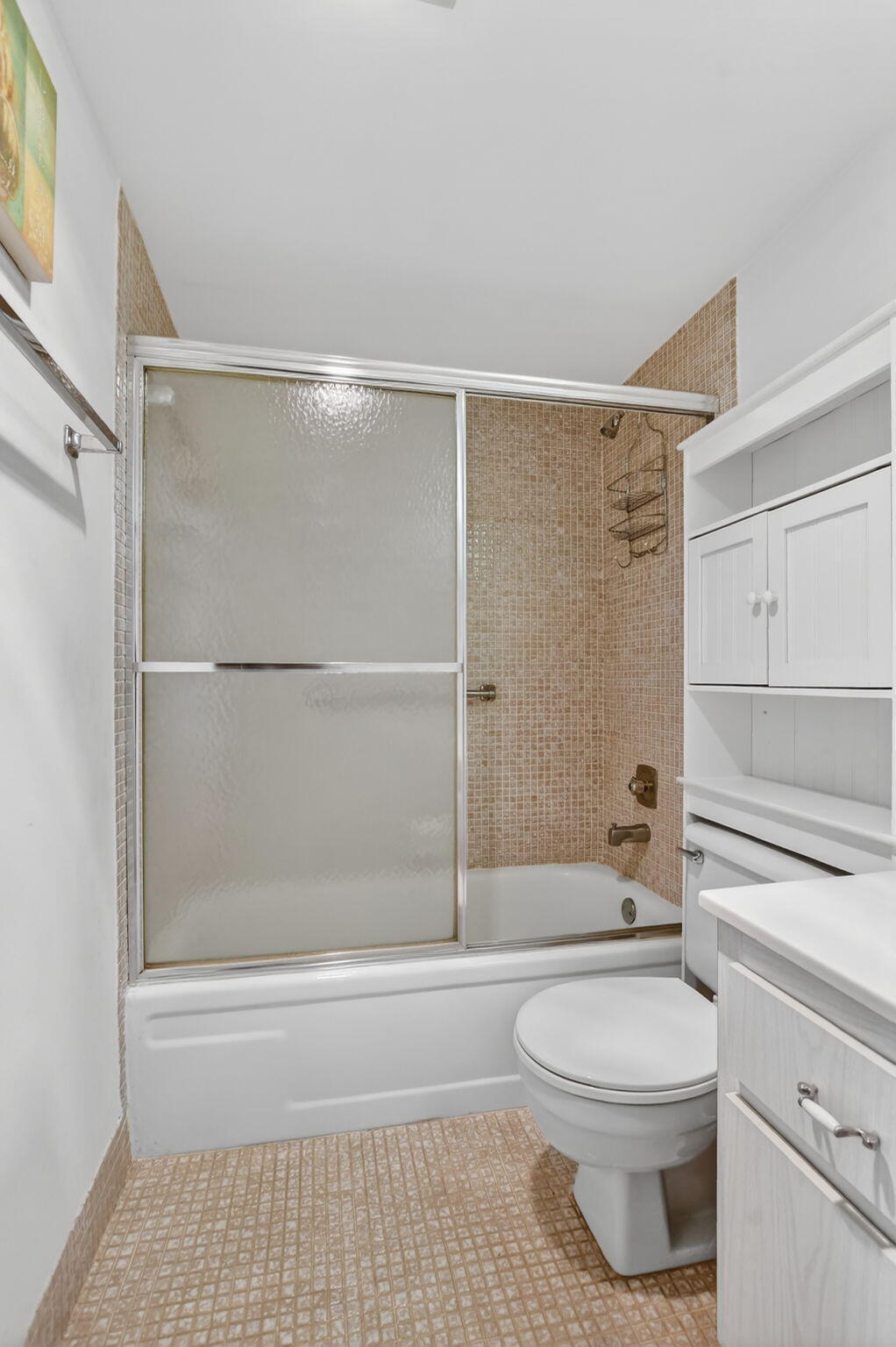 2035 Ainslie Property Photo 14
