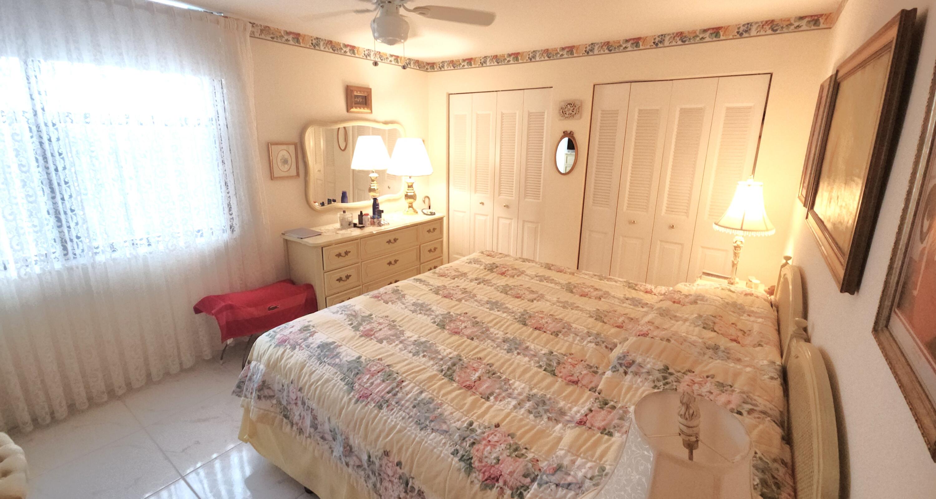 2455 Lindell Boulevard 3511 Property Photo 12