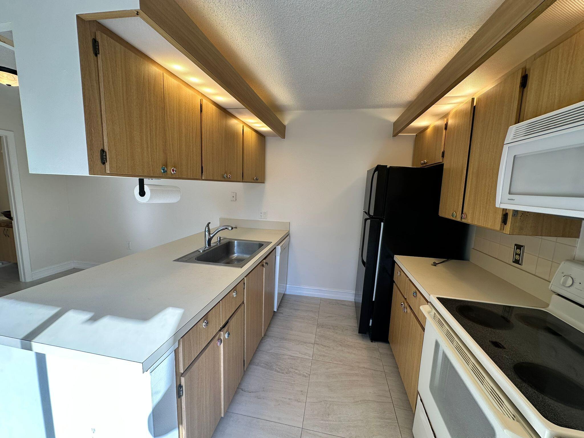 5718 57th Way Property Photo 14