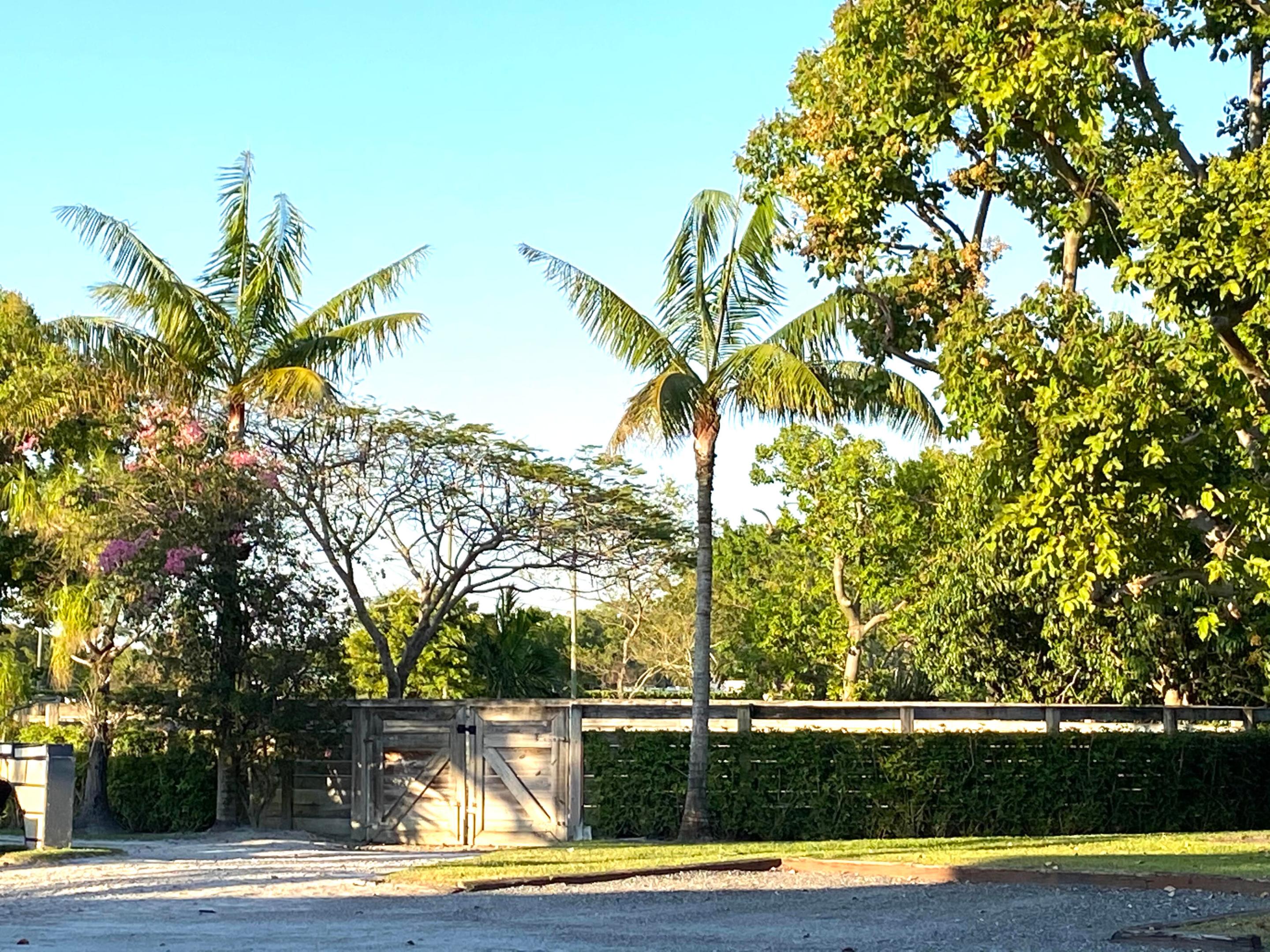 5110 S Shore Boulevard Property Photo 19