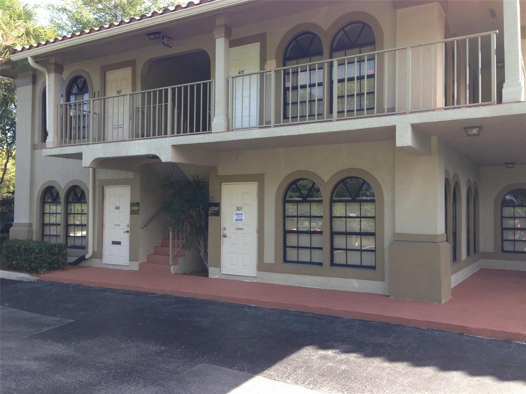 6971 N Federal Highway W204 Property Photo 2