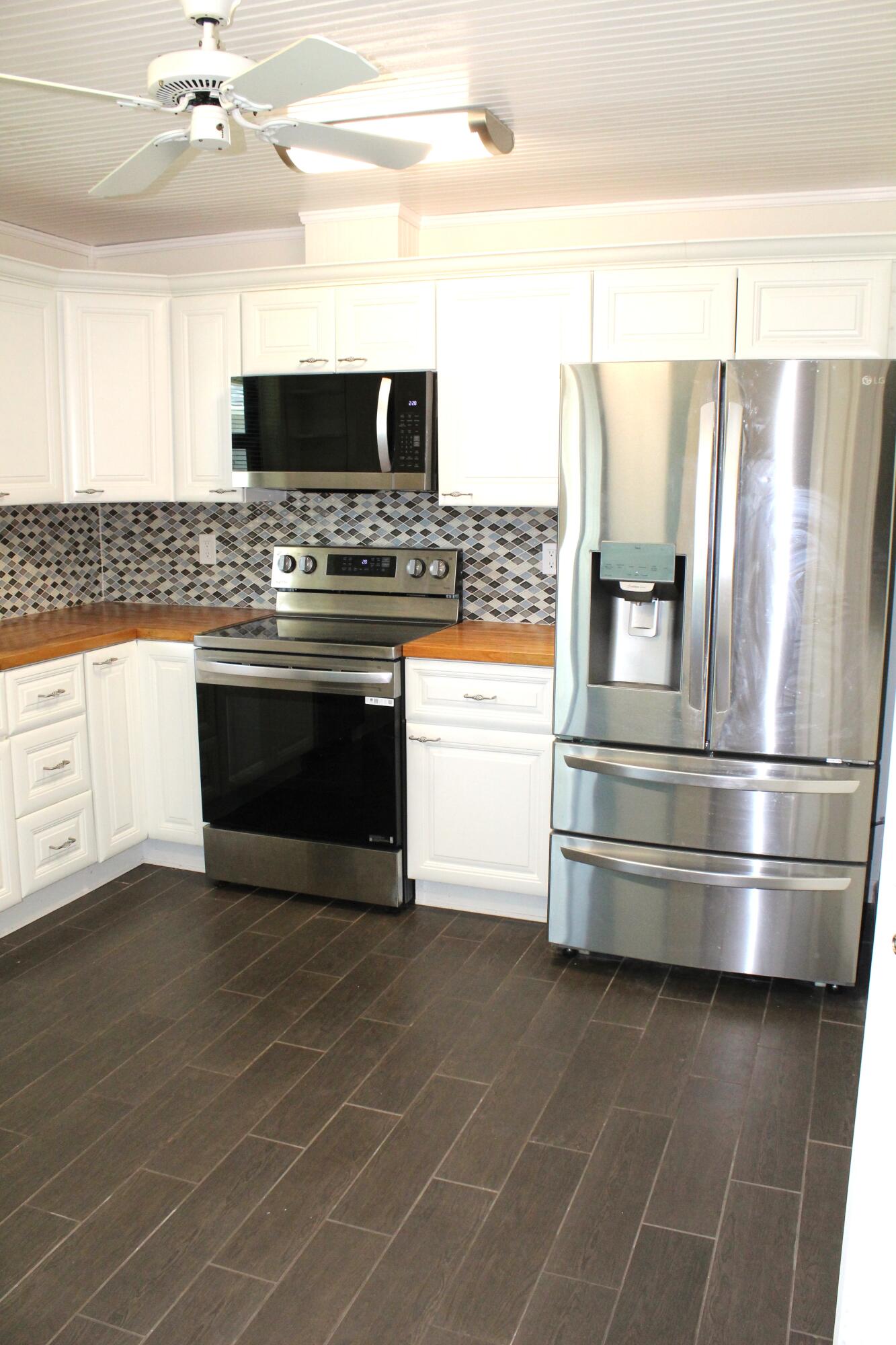9890 Papaya Tree Trail A Property Photo 6