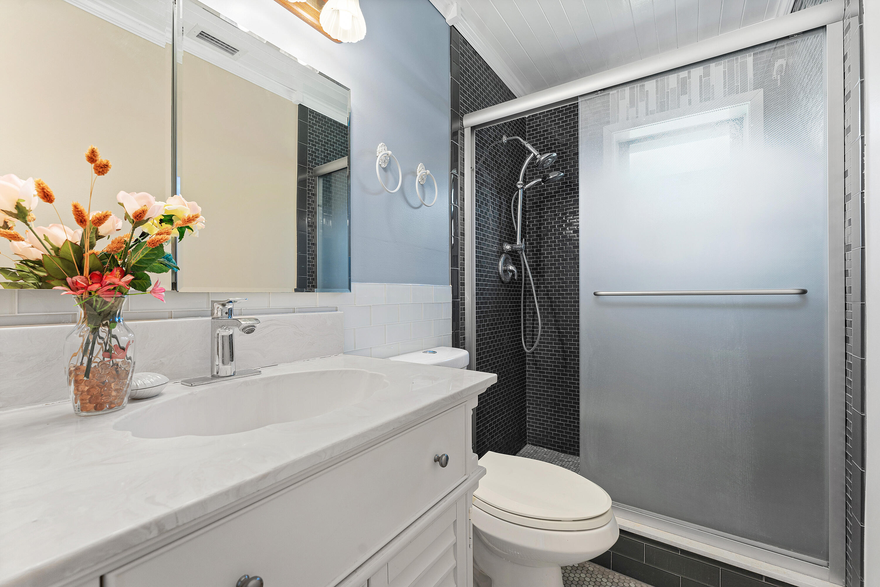 9890 Papaya Tree Trail A Property Photo 15