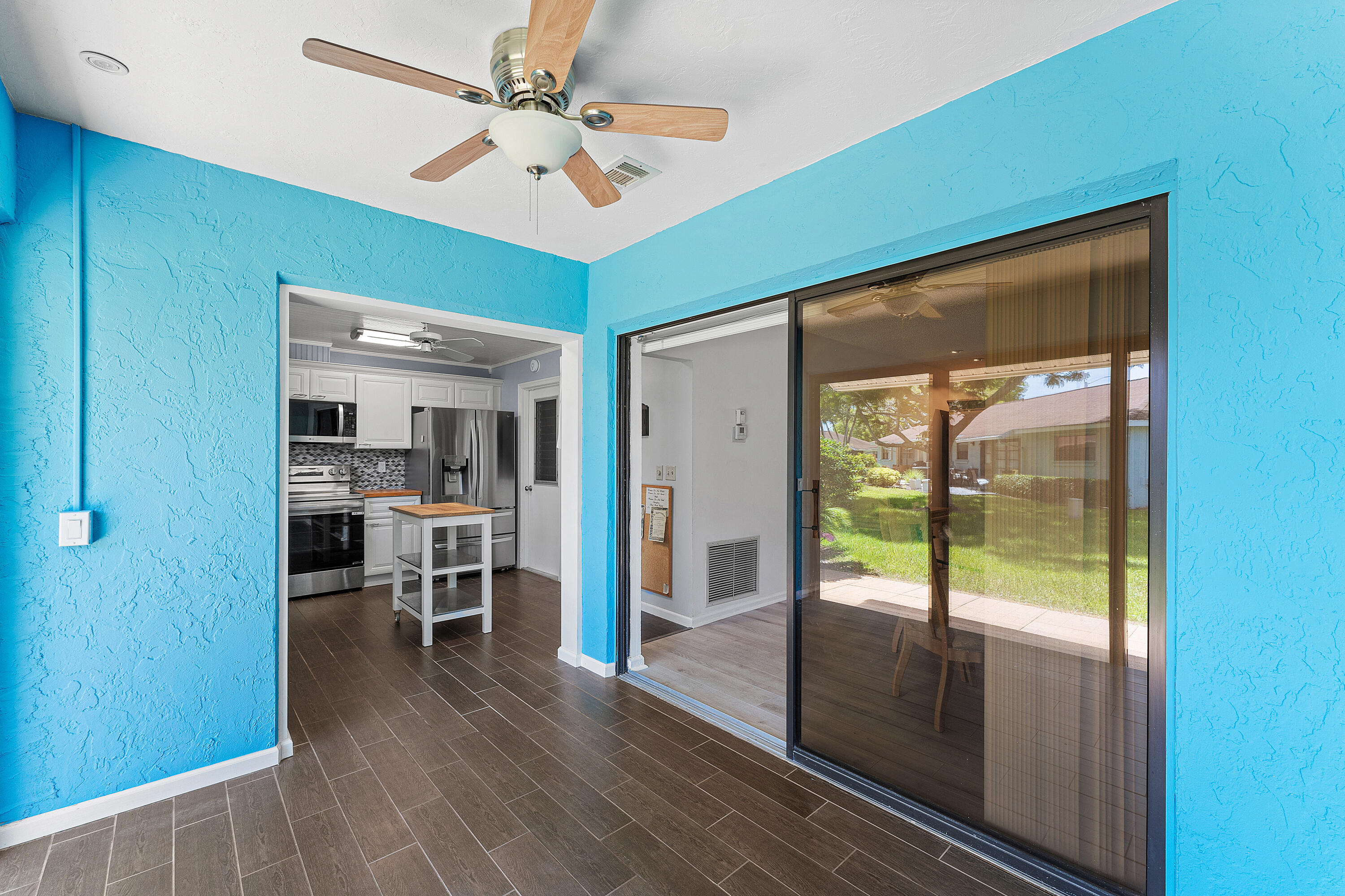 9890 Papaya Tree Trail A Property Photo 17