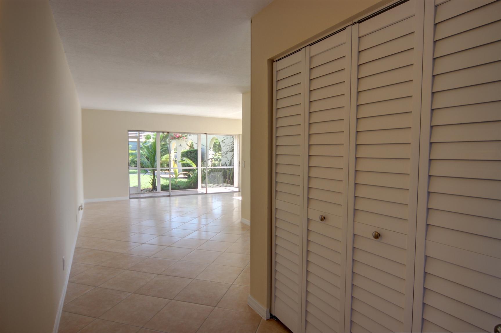 342 Southwind Drive 114 Property Photo 8