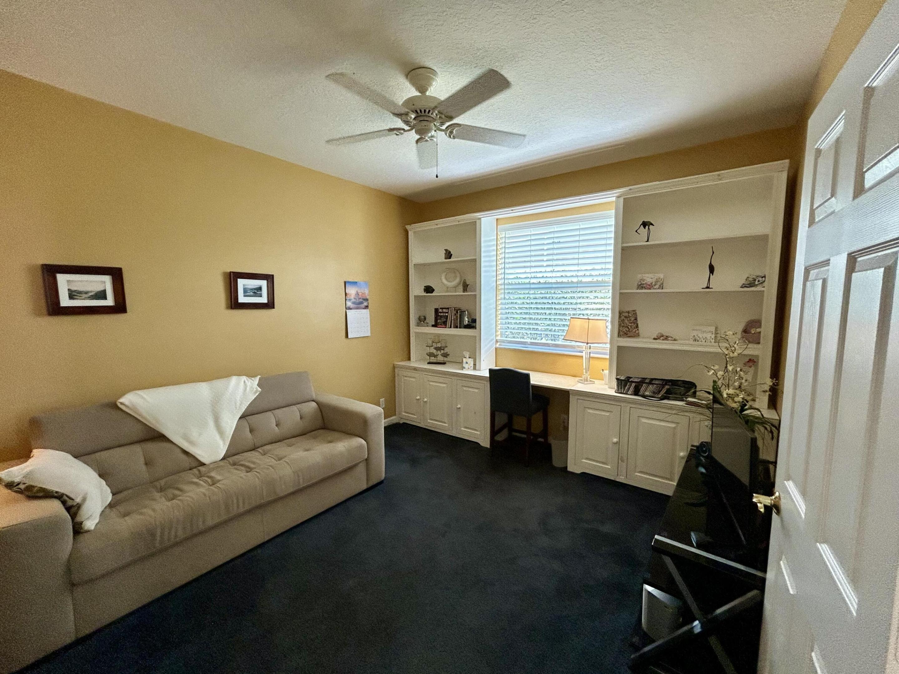 360 Nw Shoreline Circle Property Photo 10