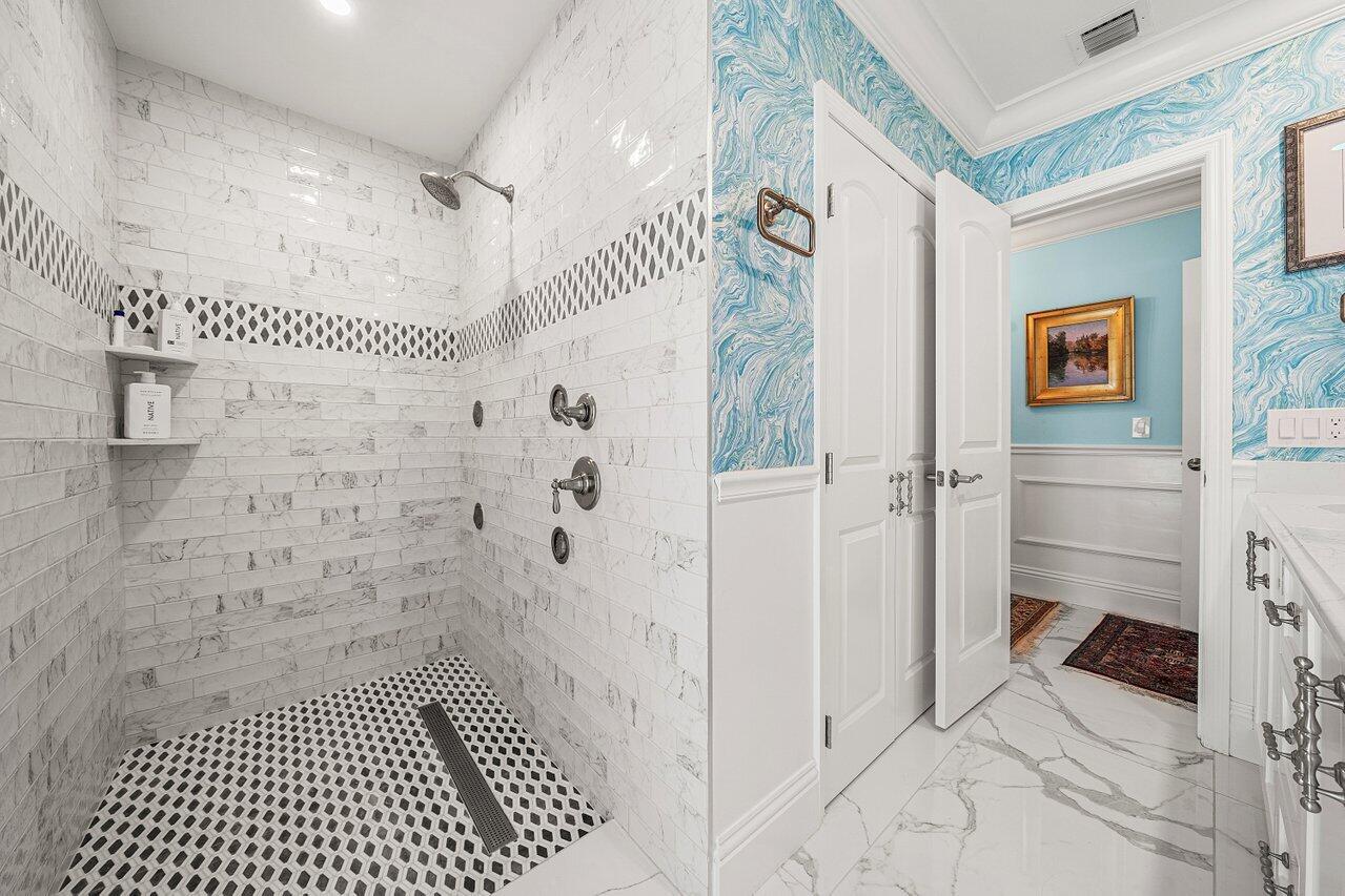2177 Areca Palm Road Property Photo 34