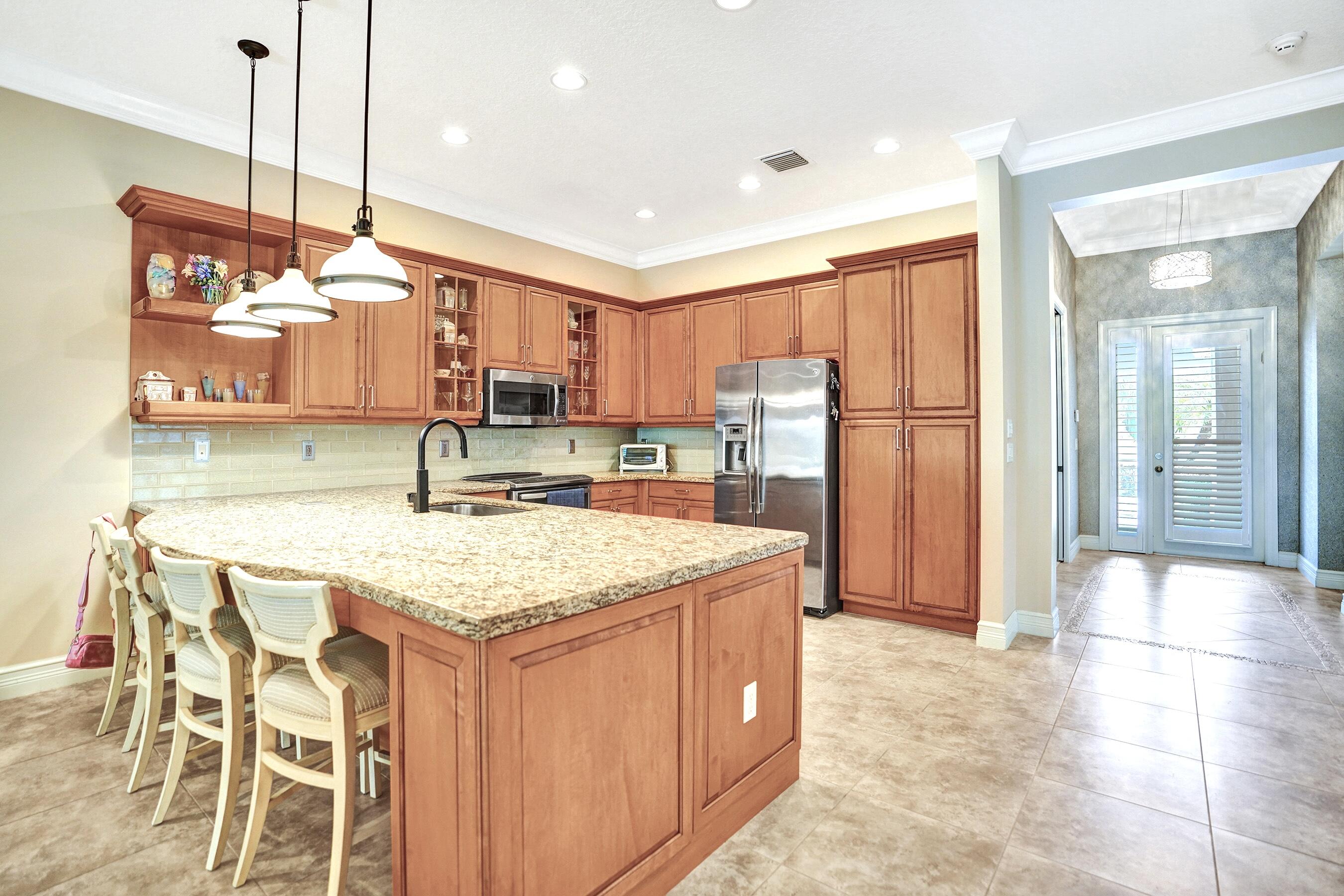 8703 Carmel Mountain Way Property Photo 7
