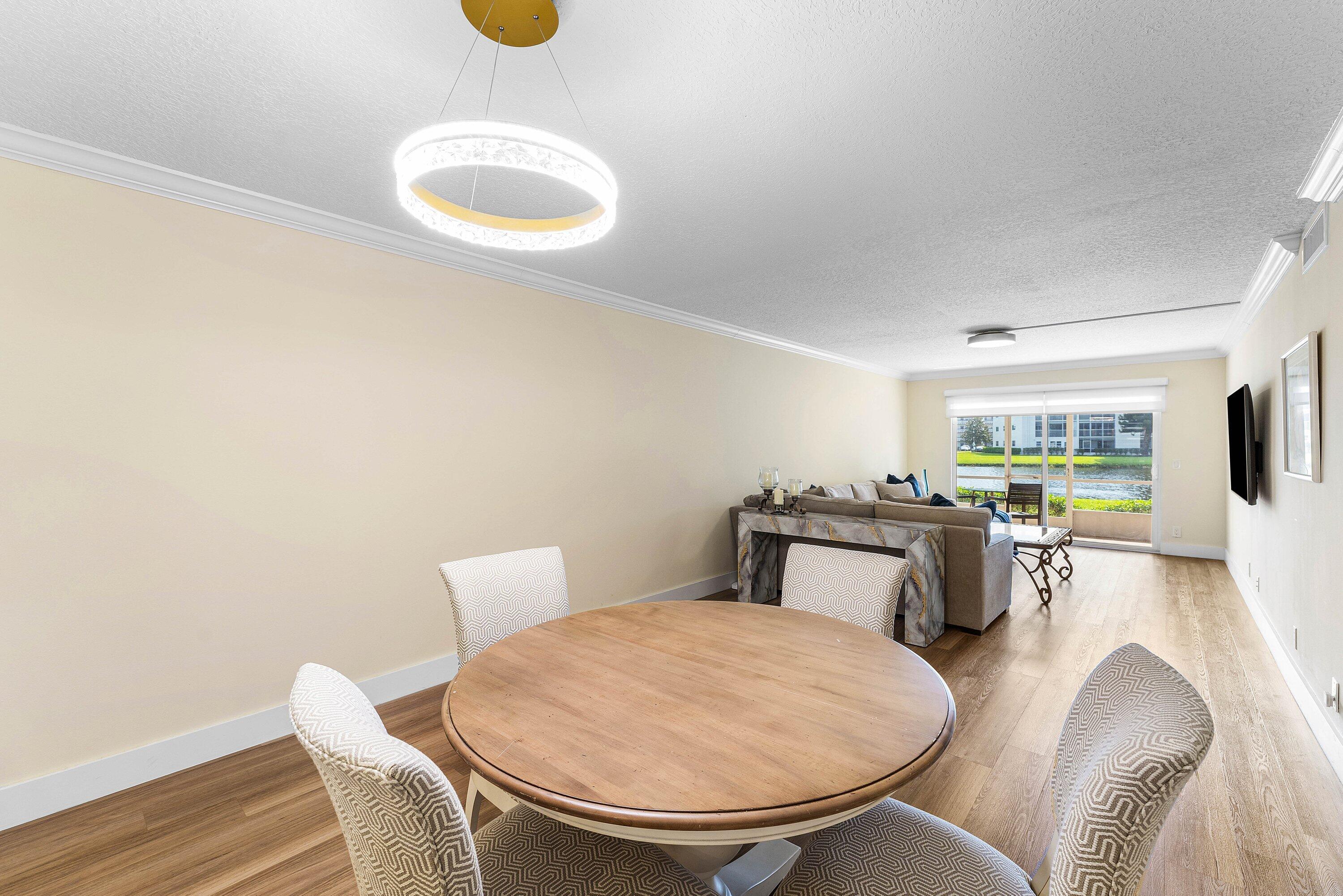 1019 Guildford B Property Photo 9