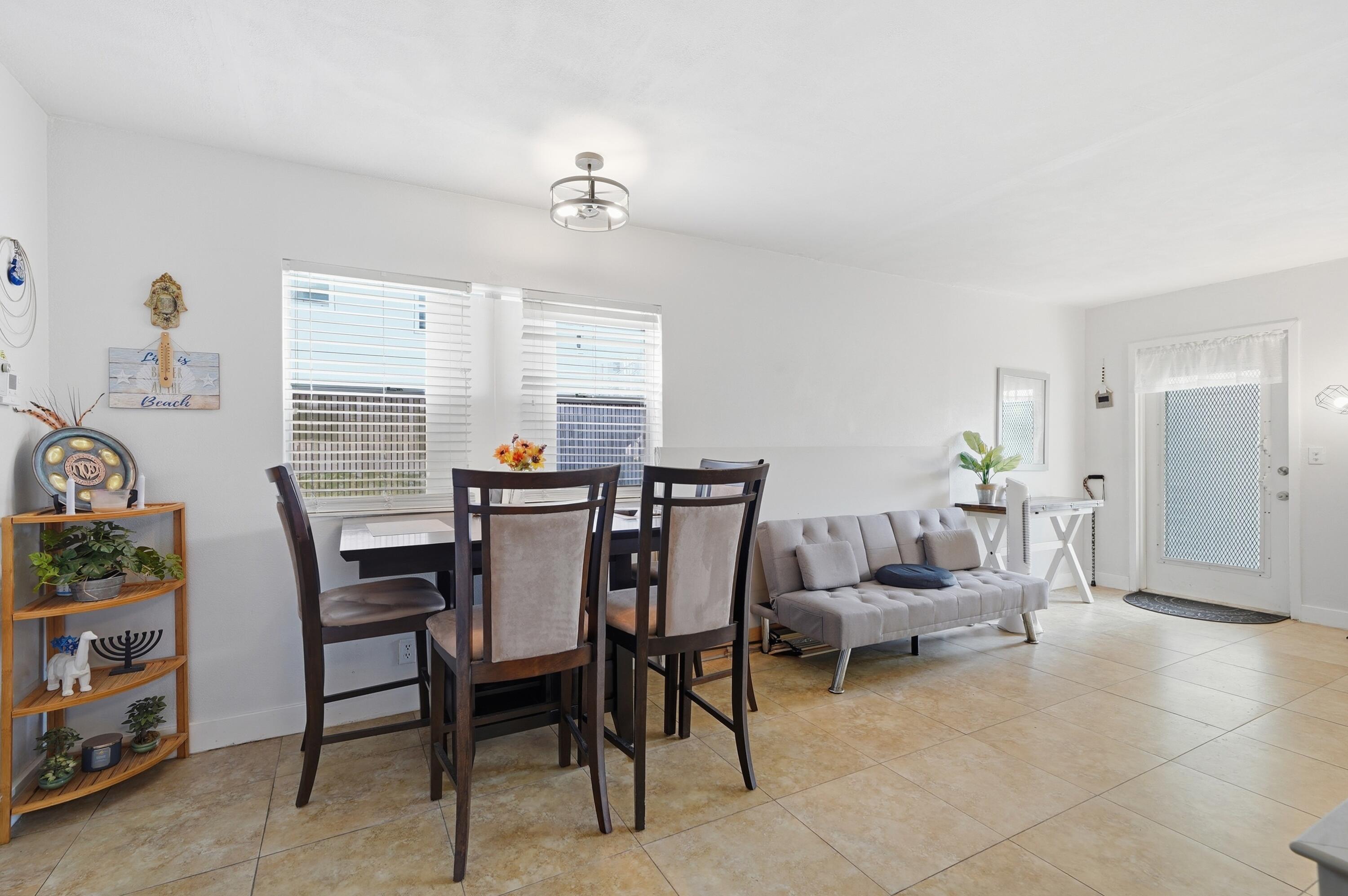 251 Monaco Way Property Photo 12