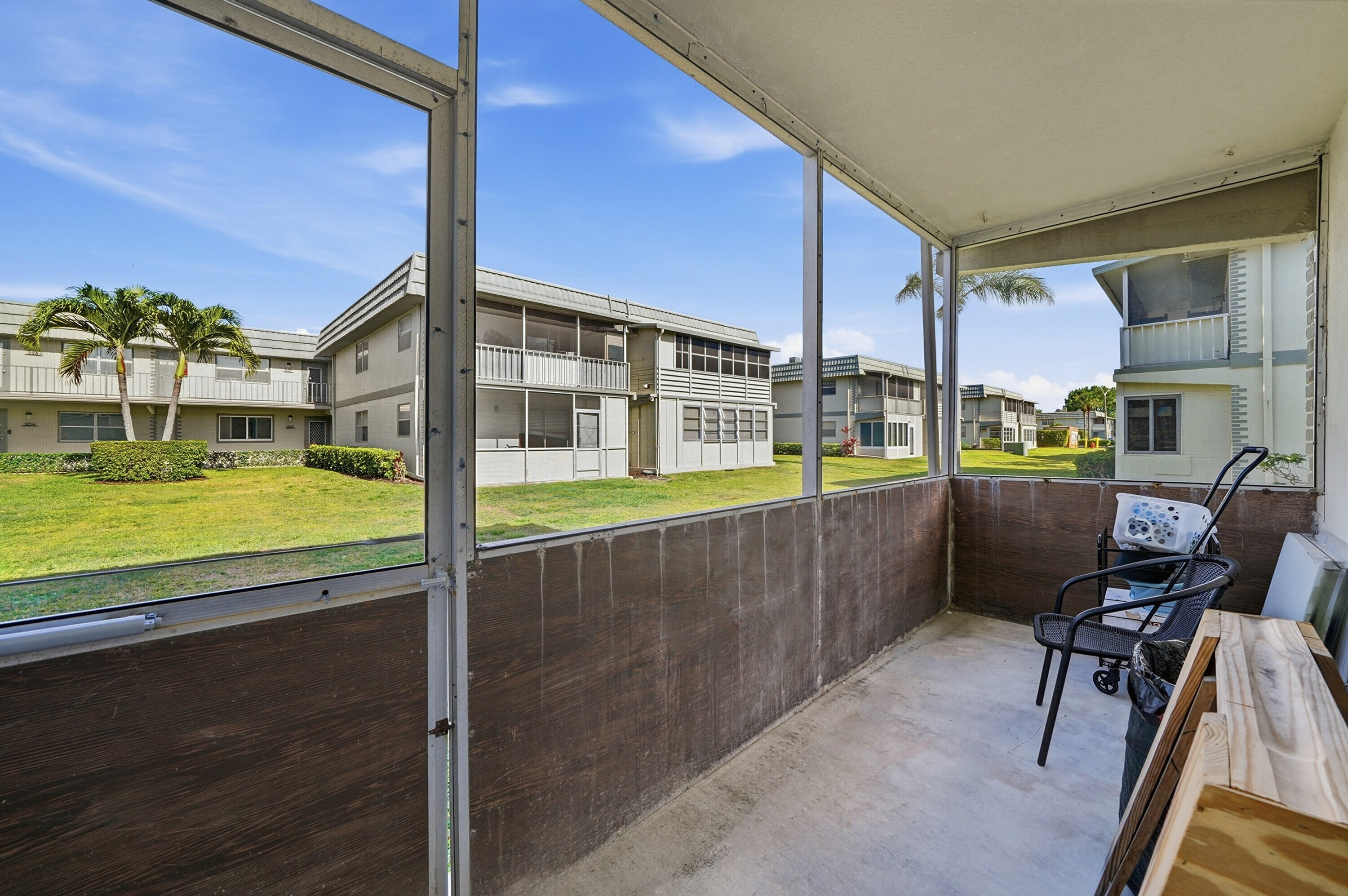 251 Monaco Way Property Photo 22