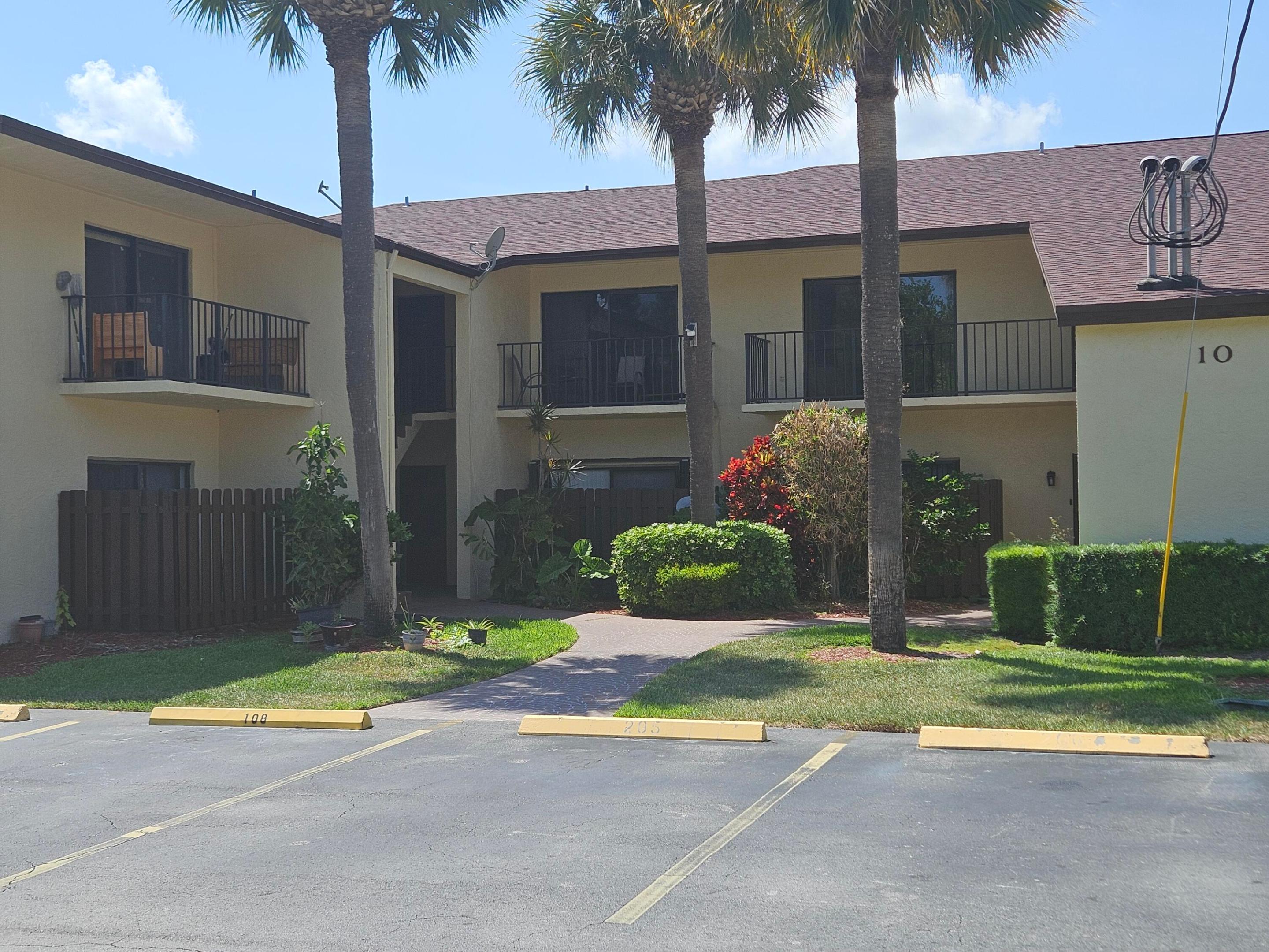 2050 Oleander Boulevard 10-108 Property Photo 1