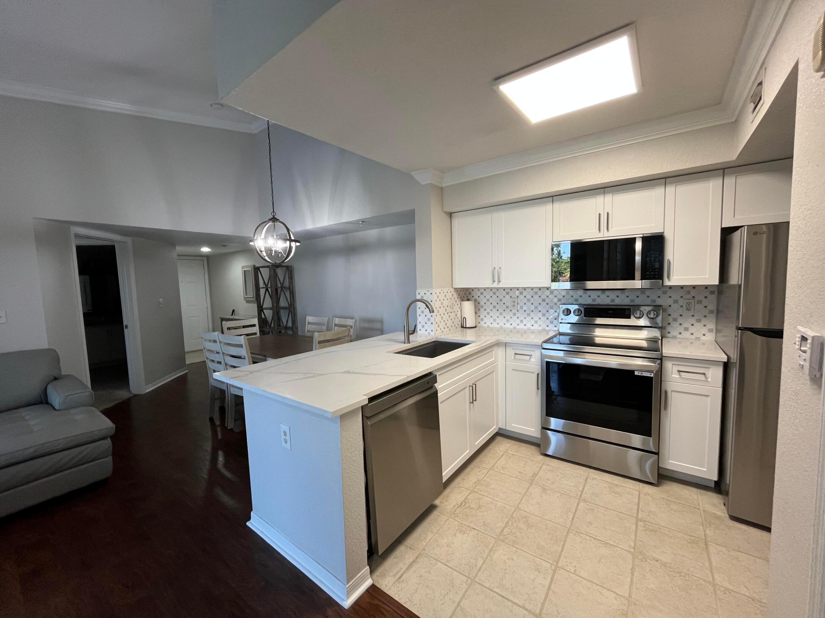 15135 Michelangelo Boulevard 306 Property Photo 10
