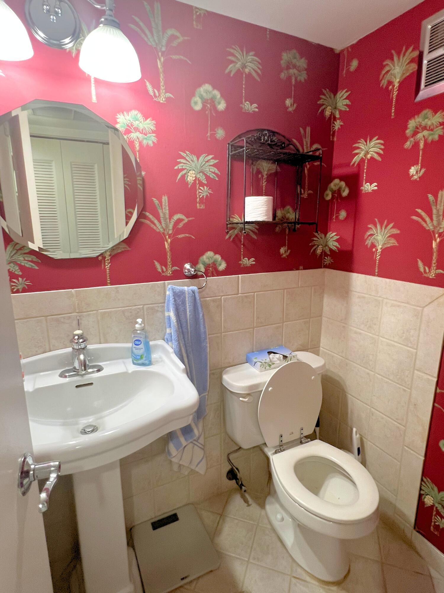 52 Dorchester Property Photo 14