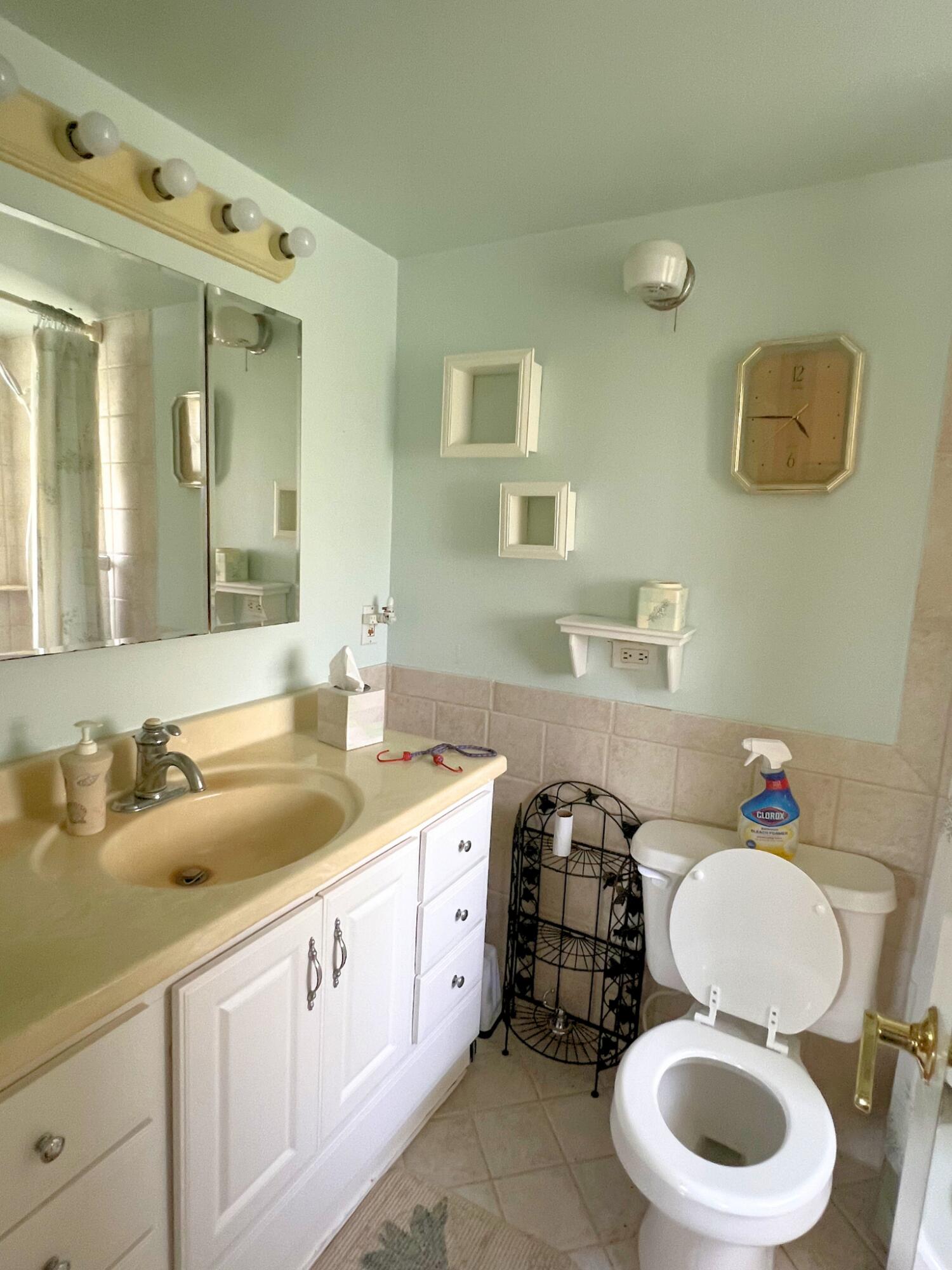 52 Dorchester Property Photo 20