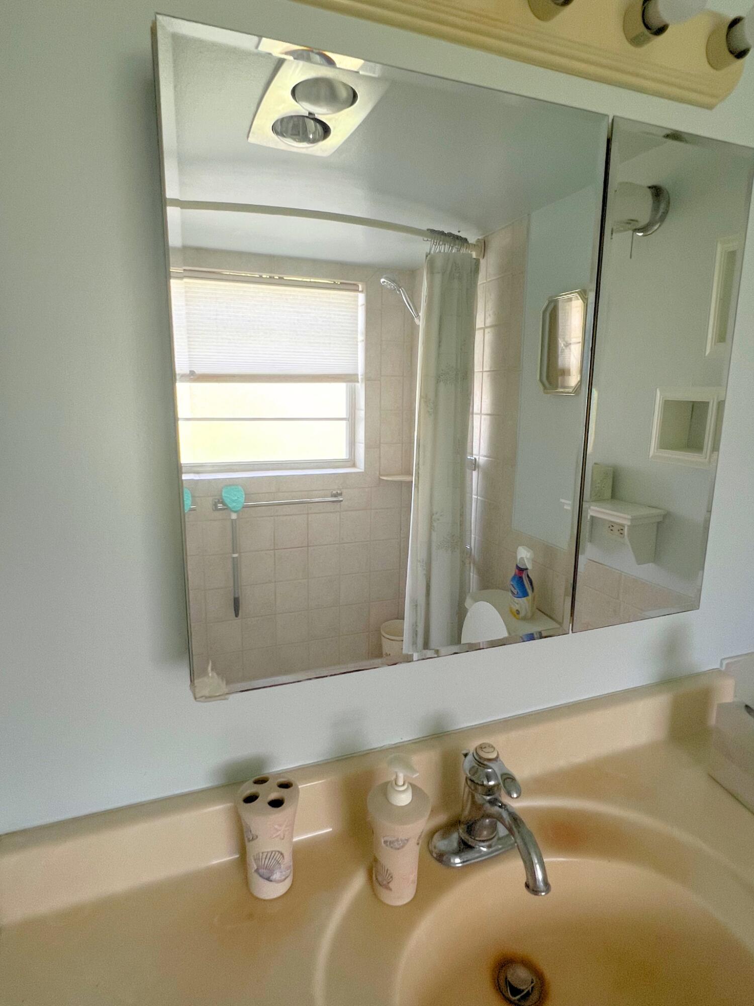 52 Dorchester Property Photo 22