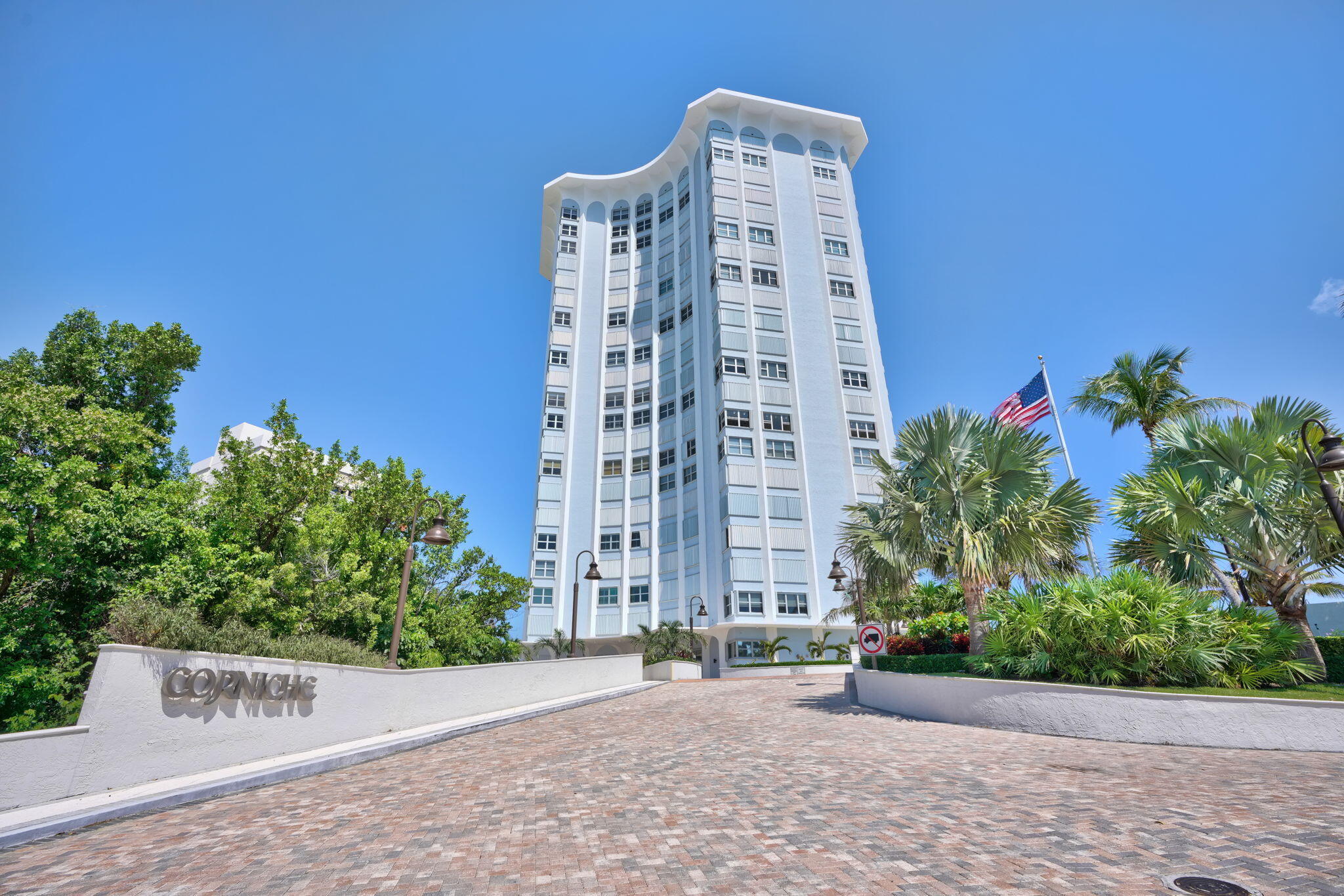 5200 N Ocean Drive 1004 Property Photo 39
