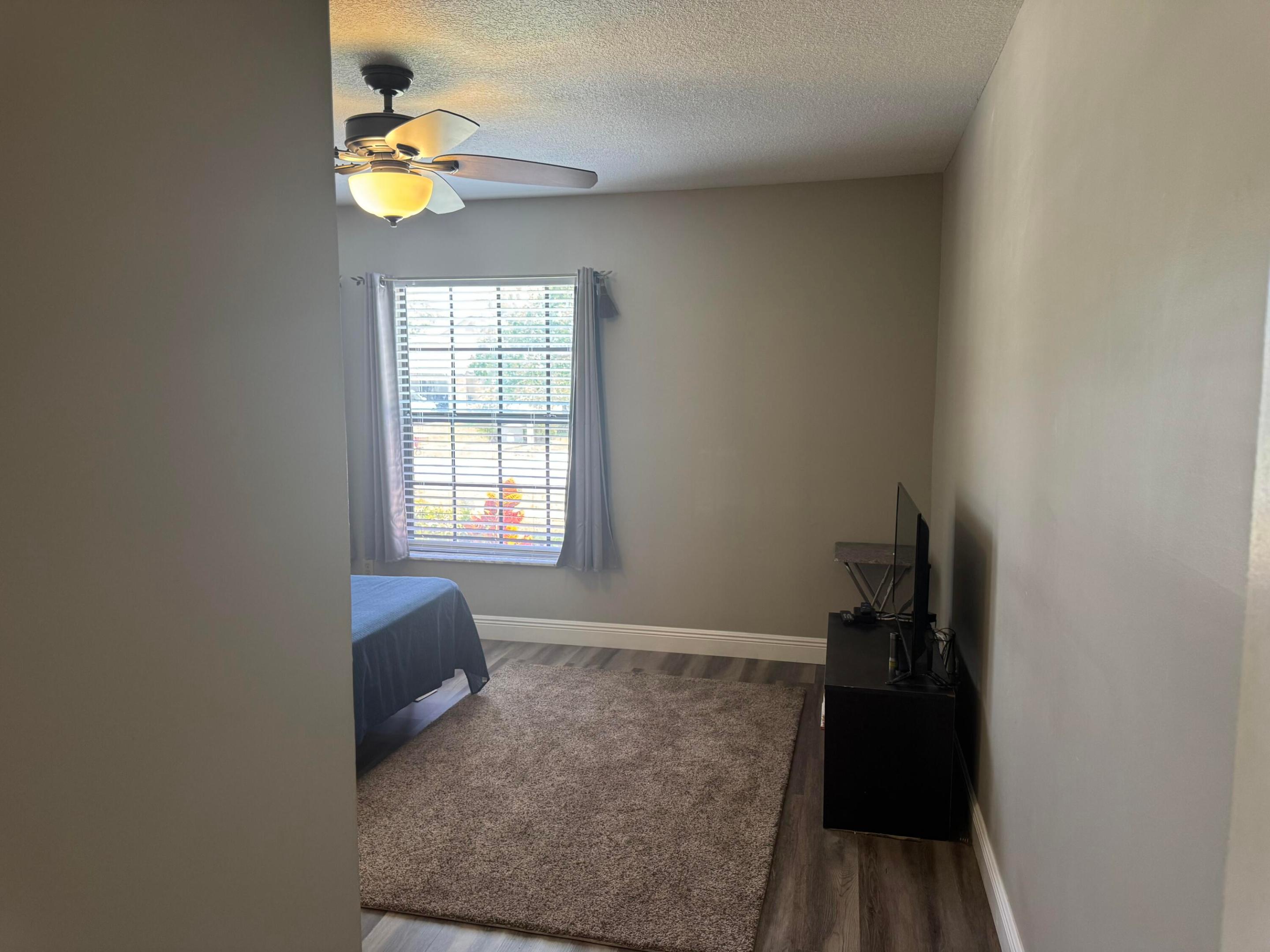 6803 Bitterbush Place Property Photo 20