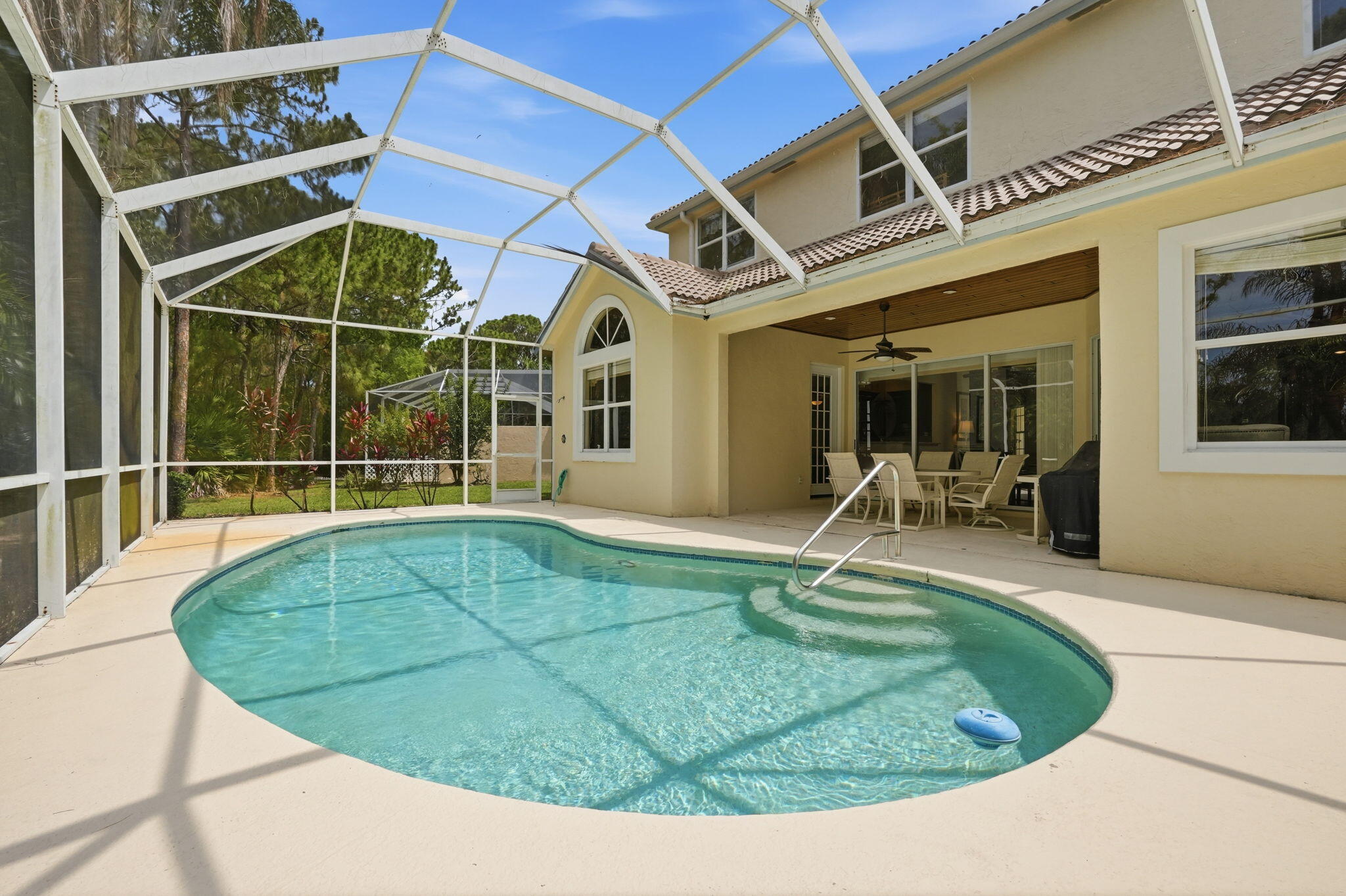 6483 Se Wild Olive Lane Property Photo 10