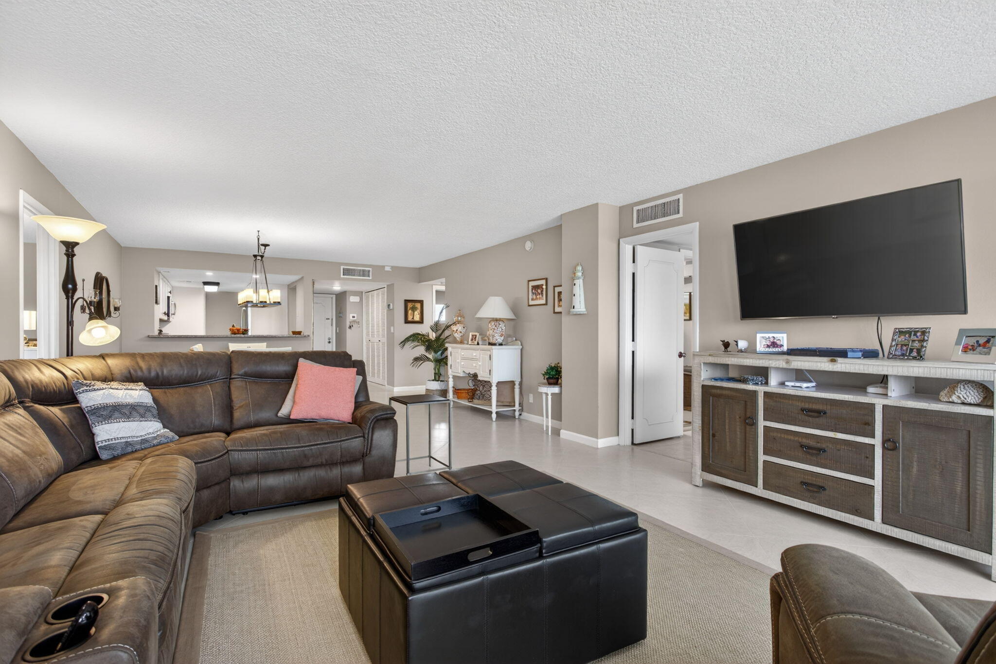 1012 N Ocean Boulevard 408 Property Photo 13